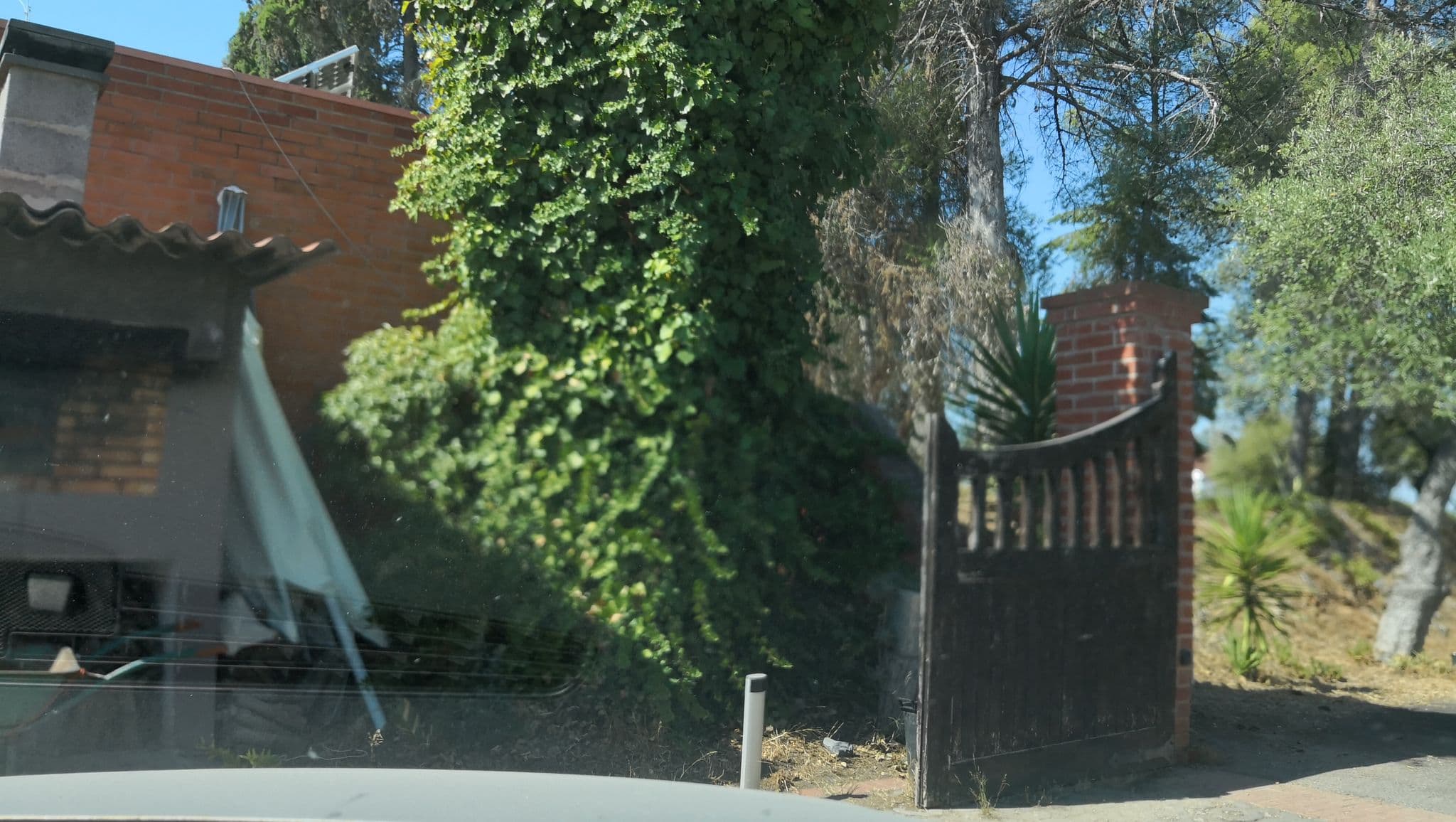 Street view near Vale do Gaio Hotel, Alcácer do Sal — © sanjorgepinho (CC BY-SA · Mapillary)