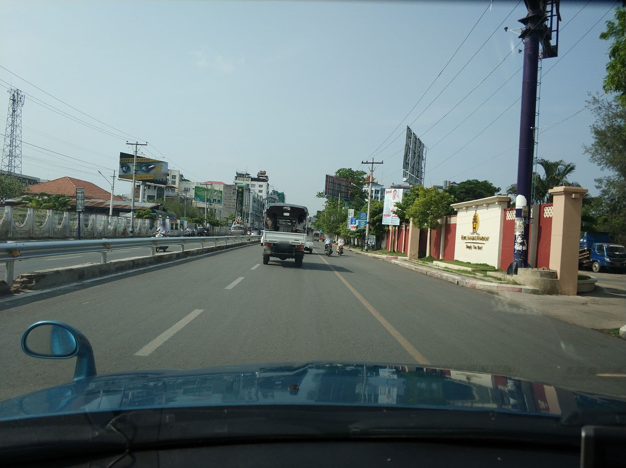 Street view near Amazing Hotel Mandalay, Mandalay — © mghla (CC BY-SA · Mapillary)