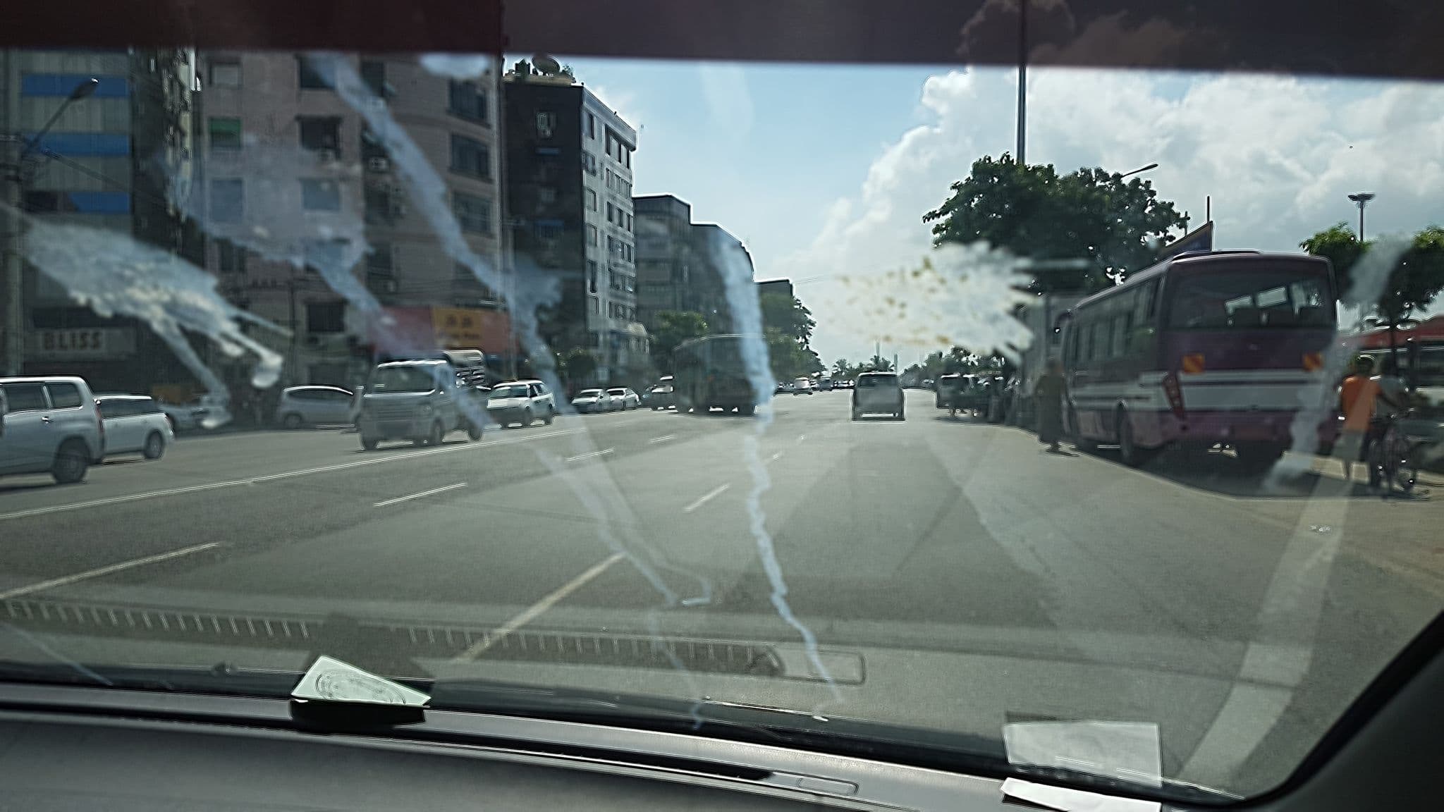 Street view near Bliss Hotel, Ahlone — © aungphone (CC BY-SA · Mapillary)