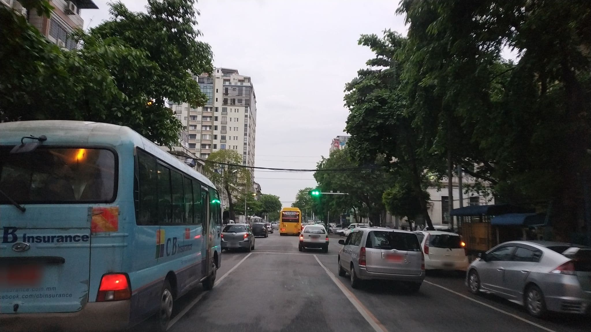 Street view near Willow Inn, Botataung — © ckkw (CC BY-SA · Mapillary)