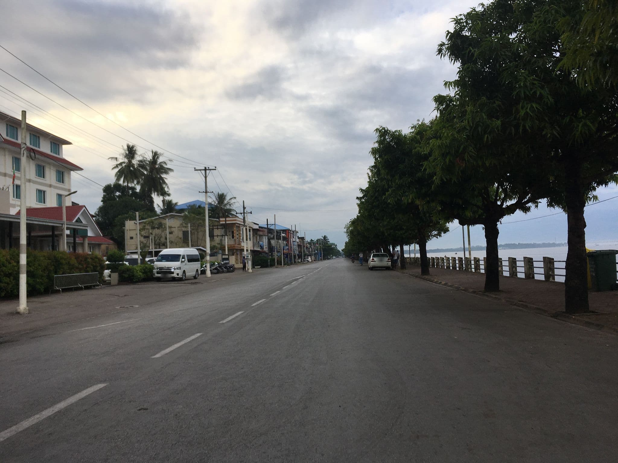 Street view near ngwe moe hotel, Mawlamyine — © tawkahlaing (CC BY-SA · Mapillary)