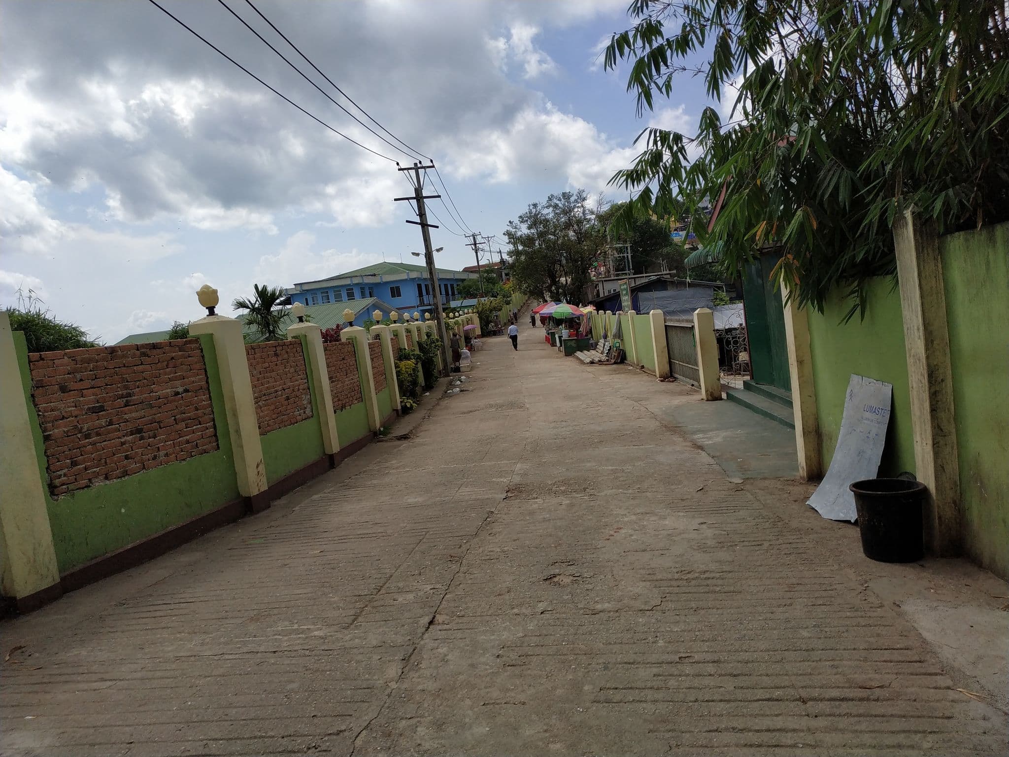Street view near Kyait Hto Hotel, Kyauktaga — © ckkw (CC BY-SA · Mapillary)