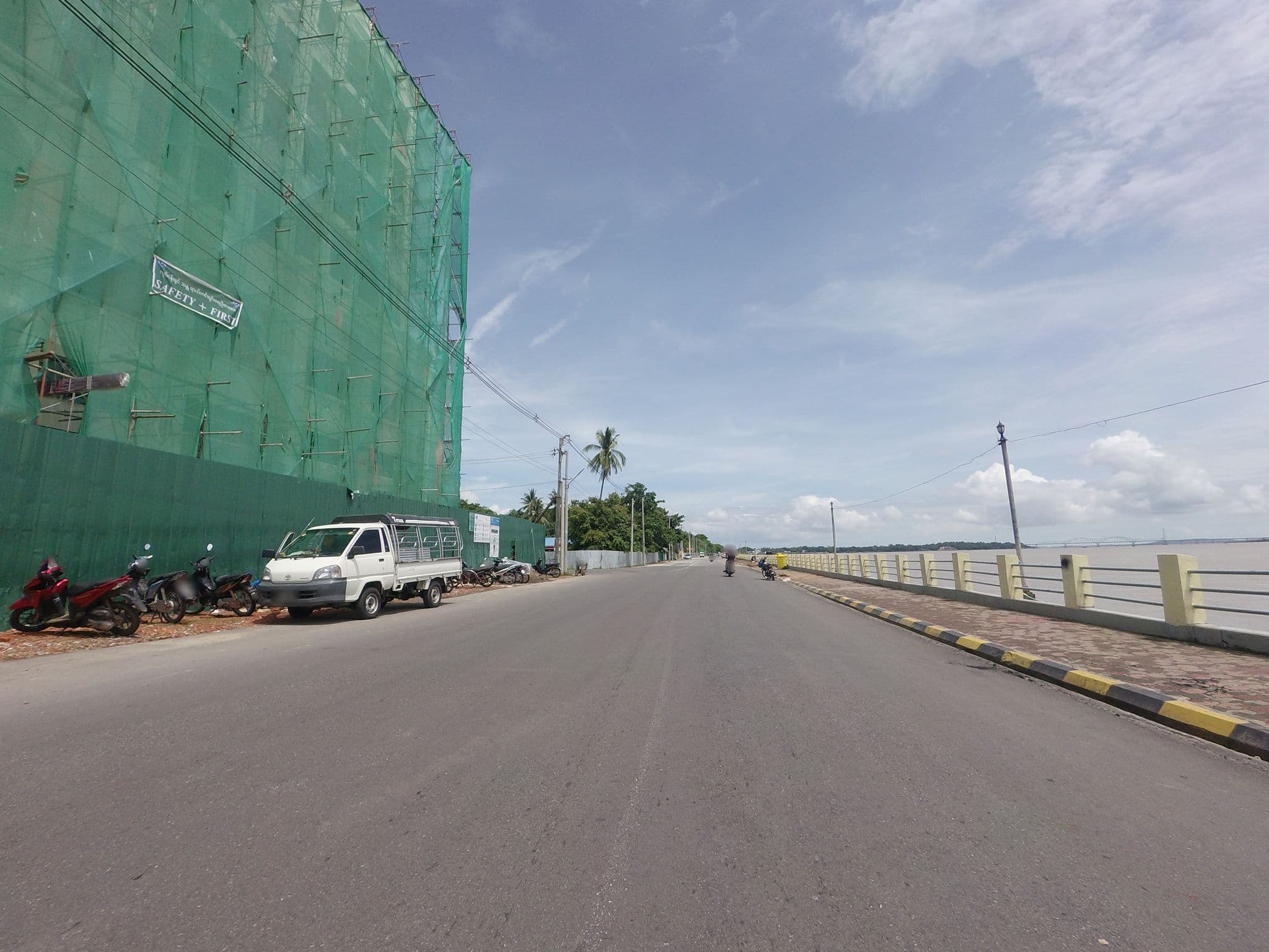 Street view near Suggati Hotel, Mawlamyine — © paingphyo123 (CC BY-SA · Mapillary)