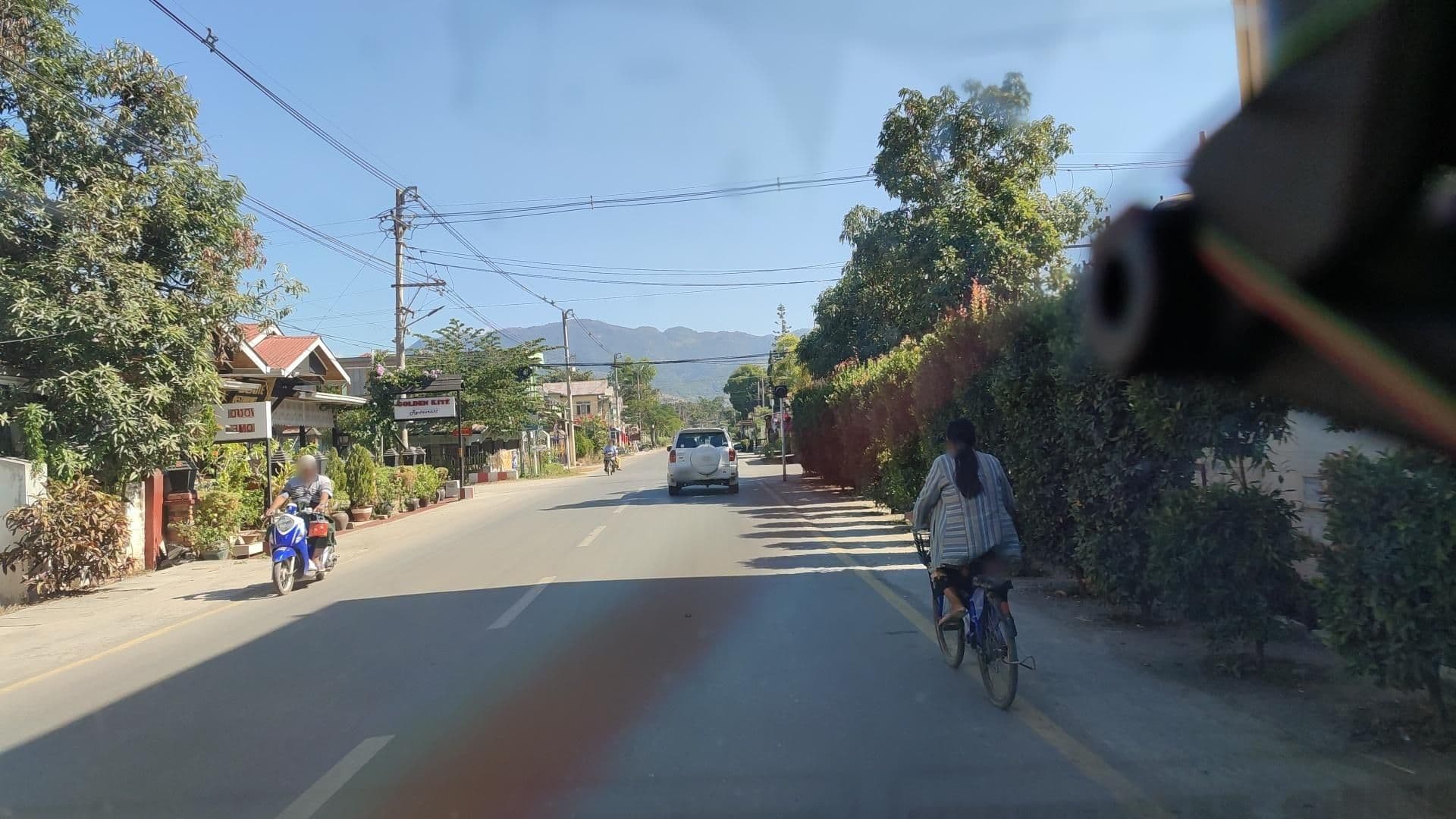 Street view near Inlay Palace Hotel, Nyaungshwe — © roadroid (CC BY-SA · Mapillary)