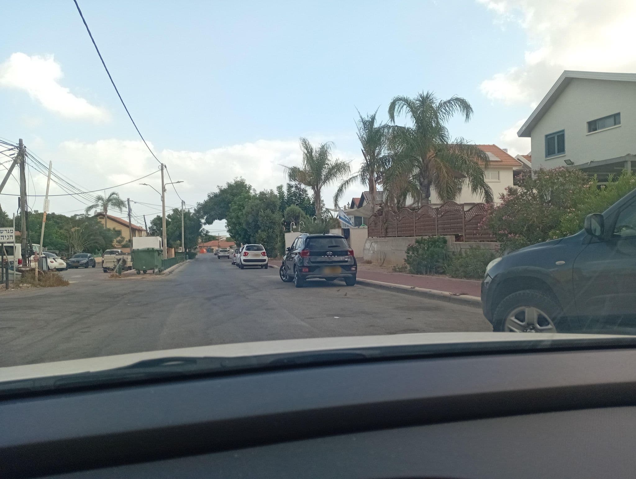 Street view near Golden Tower Hotel, Ashkelon — © nadavs23 (CC BY-SA · Mapillary)