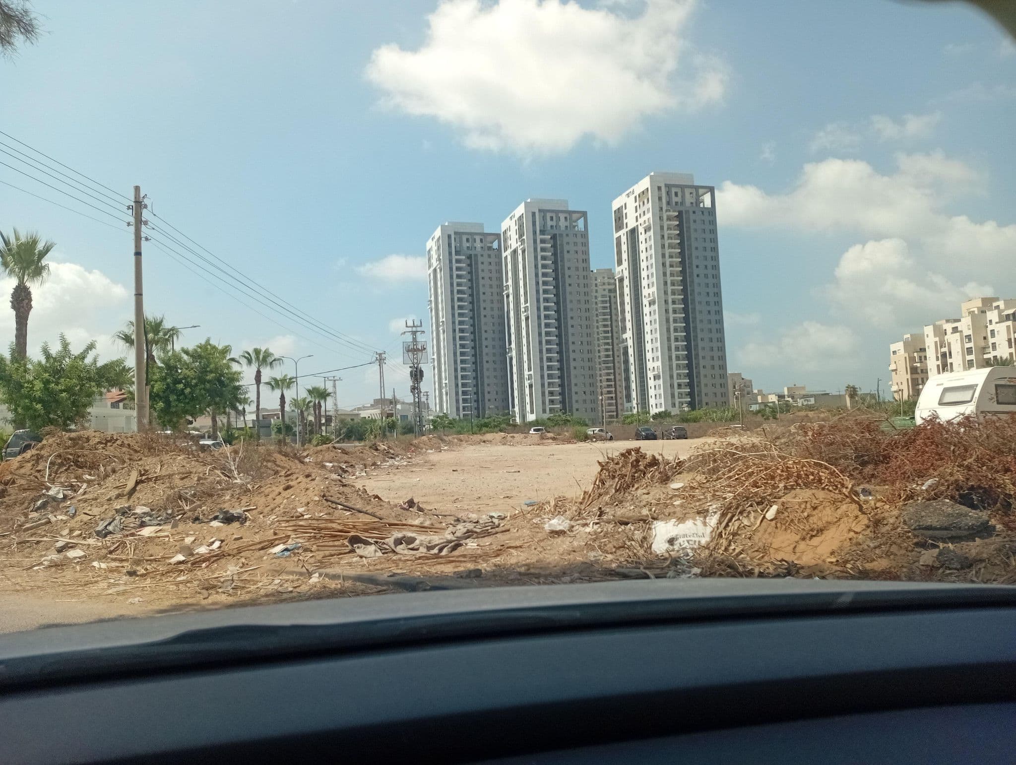 Street view near Leonardo, Ashkelon — © nadavs23 (CC BY-SA · Mapillary)