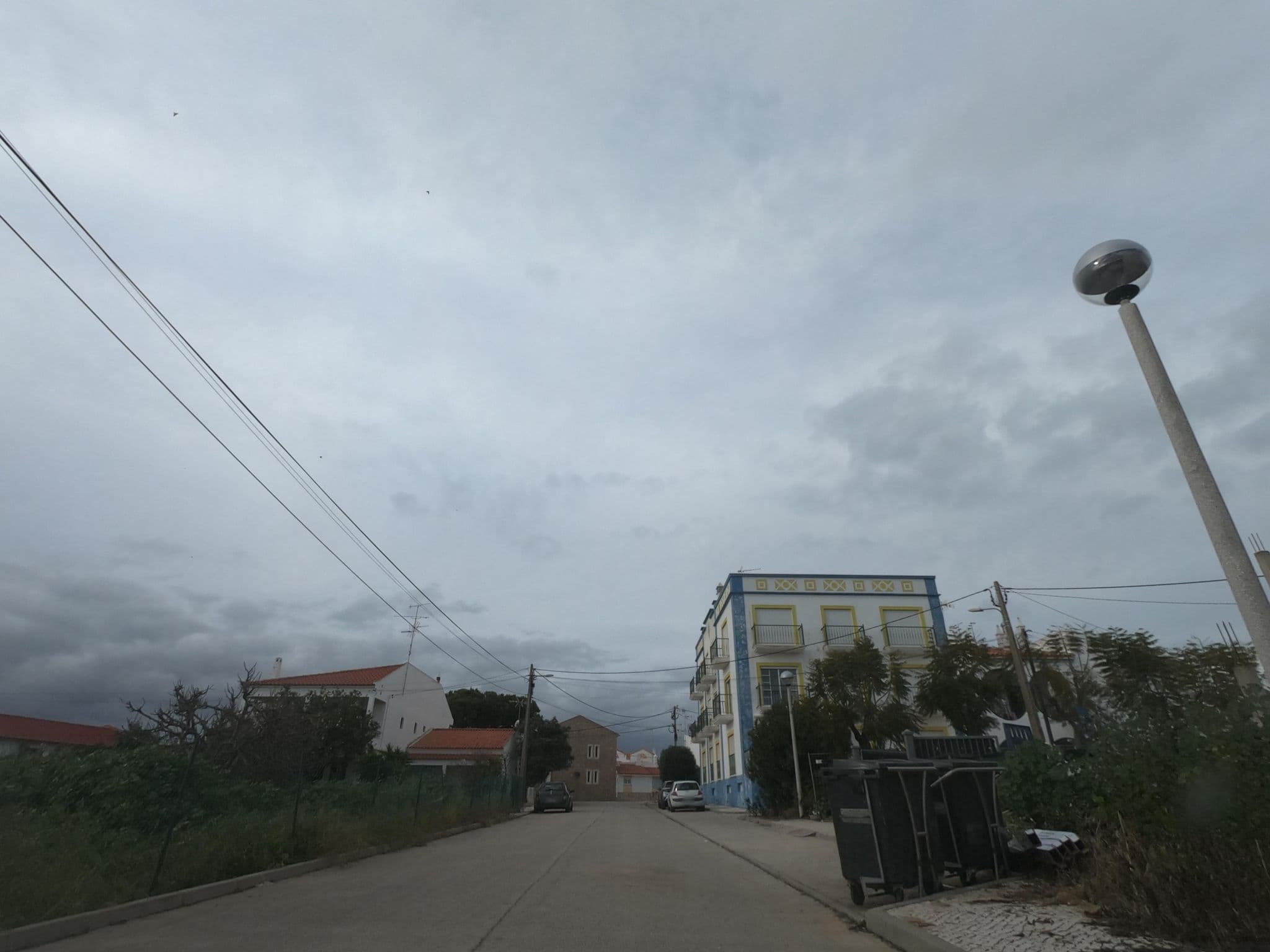 Street view near Apartamentos Alagoa Azul, Altura — © filohipo (CC BY-SA · Mapillary)
