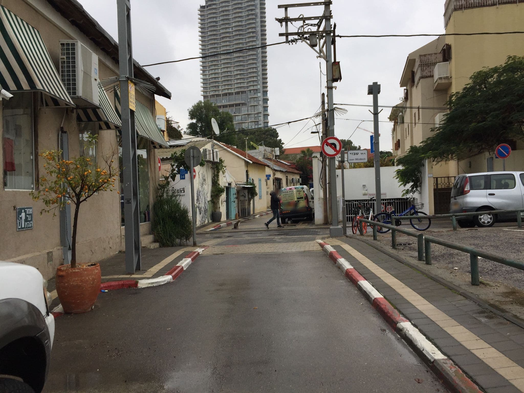 Street view near מלון ורסנו, Jaffa — © richlv (CC BY-SA · Mapillary)