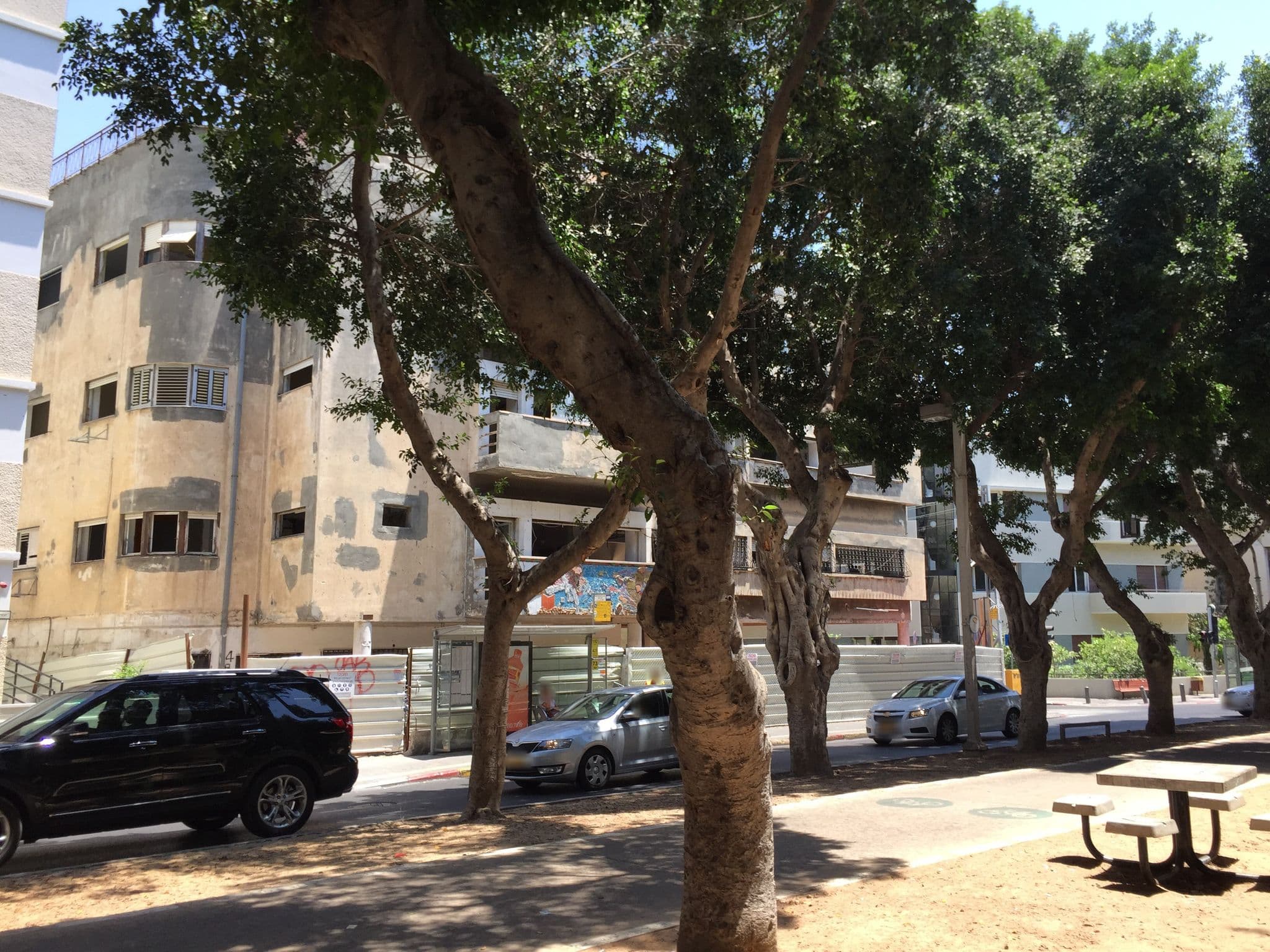 Street view near Yona Prophet Hotel Tel Aviv, Tel Aviv — © denkonstigaasiaten (CC BY-SA · Mapillary)