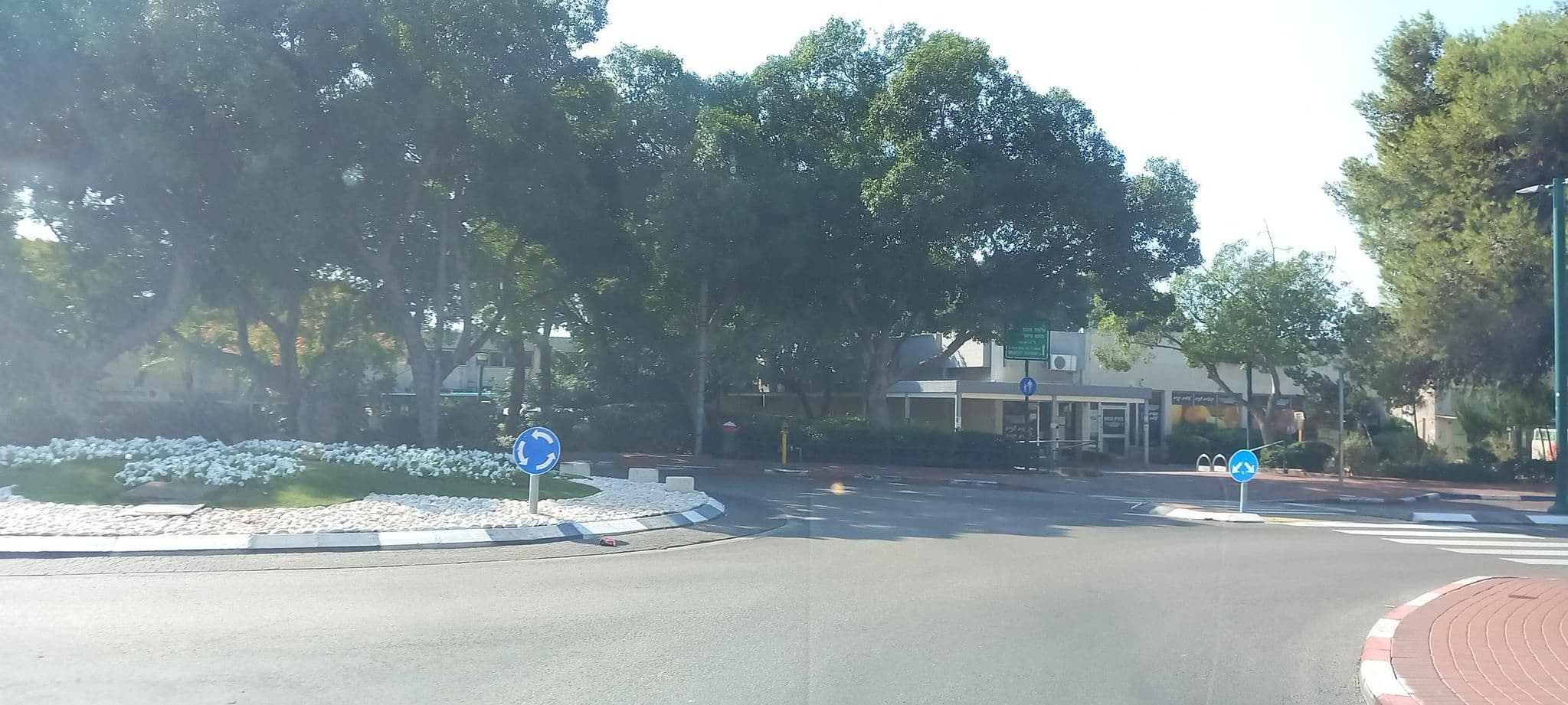 Street view near מעלה אביבה, Kiryat Ono — © tapil (CC BY-SA · Mapillary)