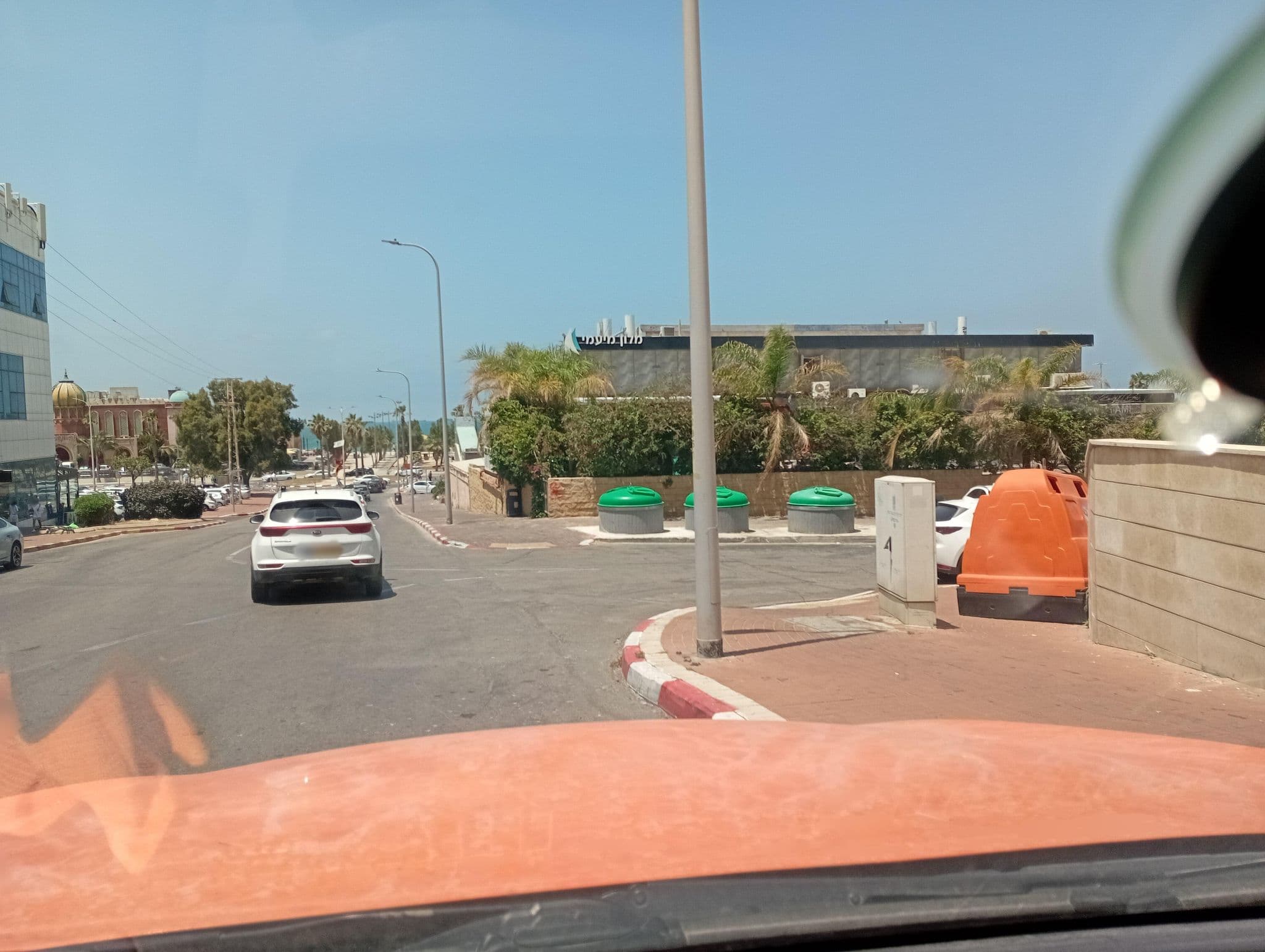 Street view near Orly Hotel - Ashdod, Ashdod — © nadavs23 (CC BY-SA · Mapillary)