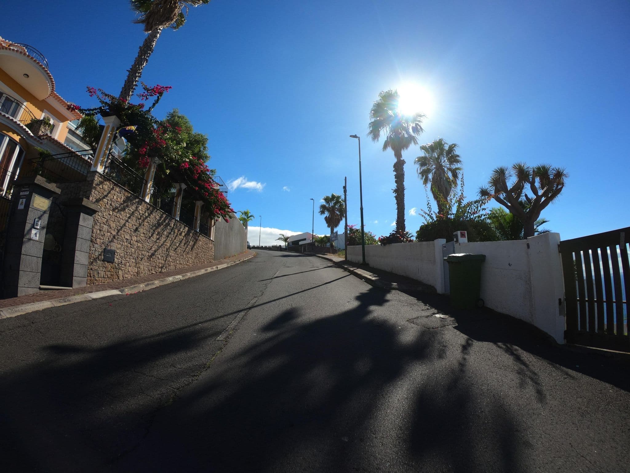 Street view near Vivenda Belo Horizonte, Caniço — © filipesilva (CC BY-SA · Mapillary)