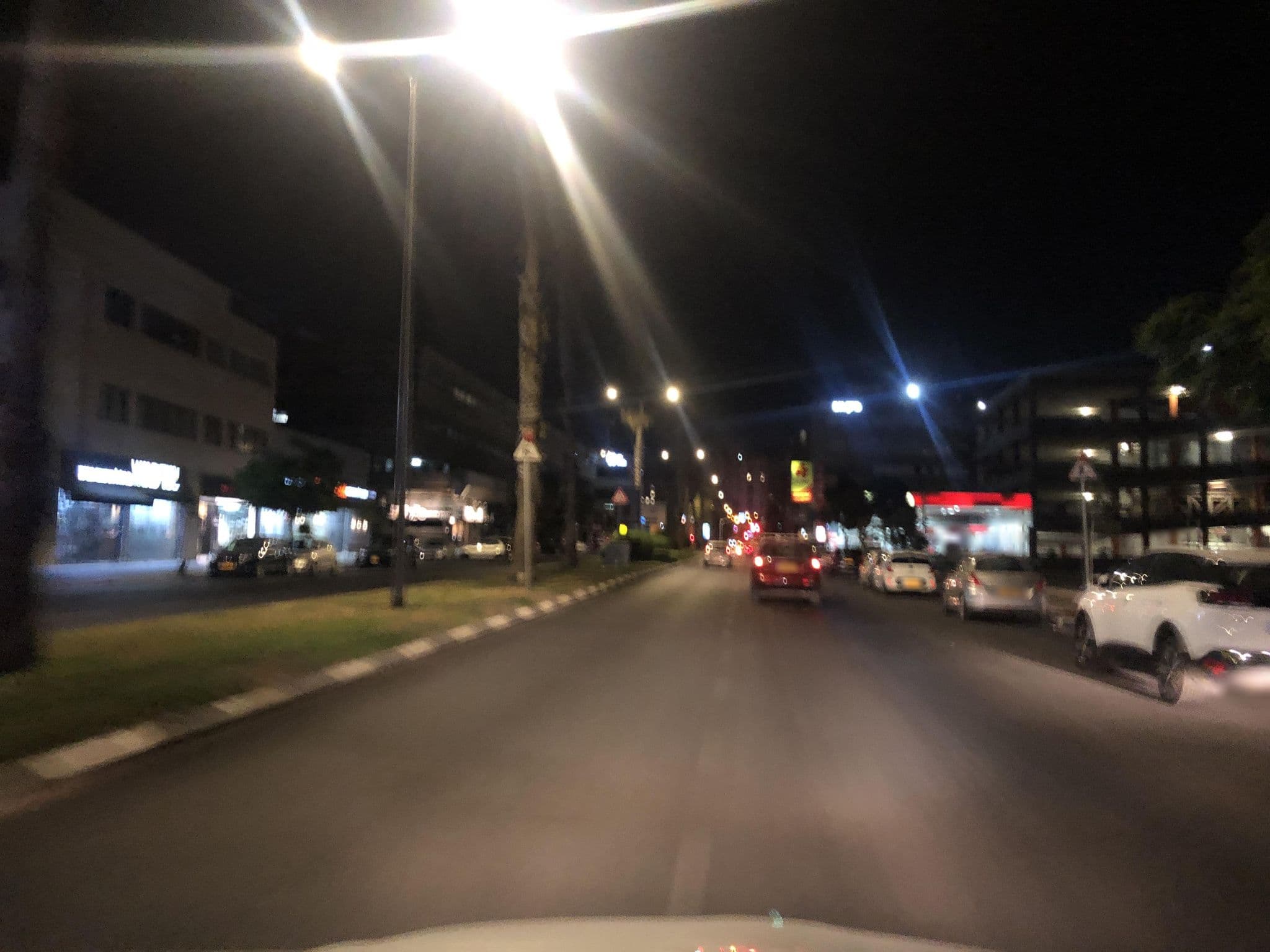 Street view near Yotpoof, Jaffa — © tapil (CC BY-SA · Mapillary)