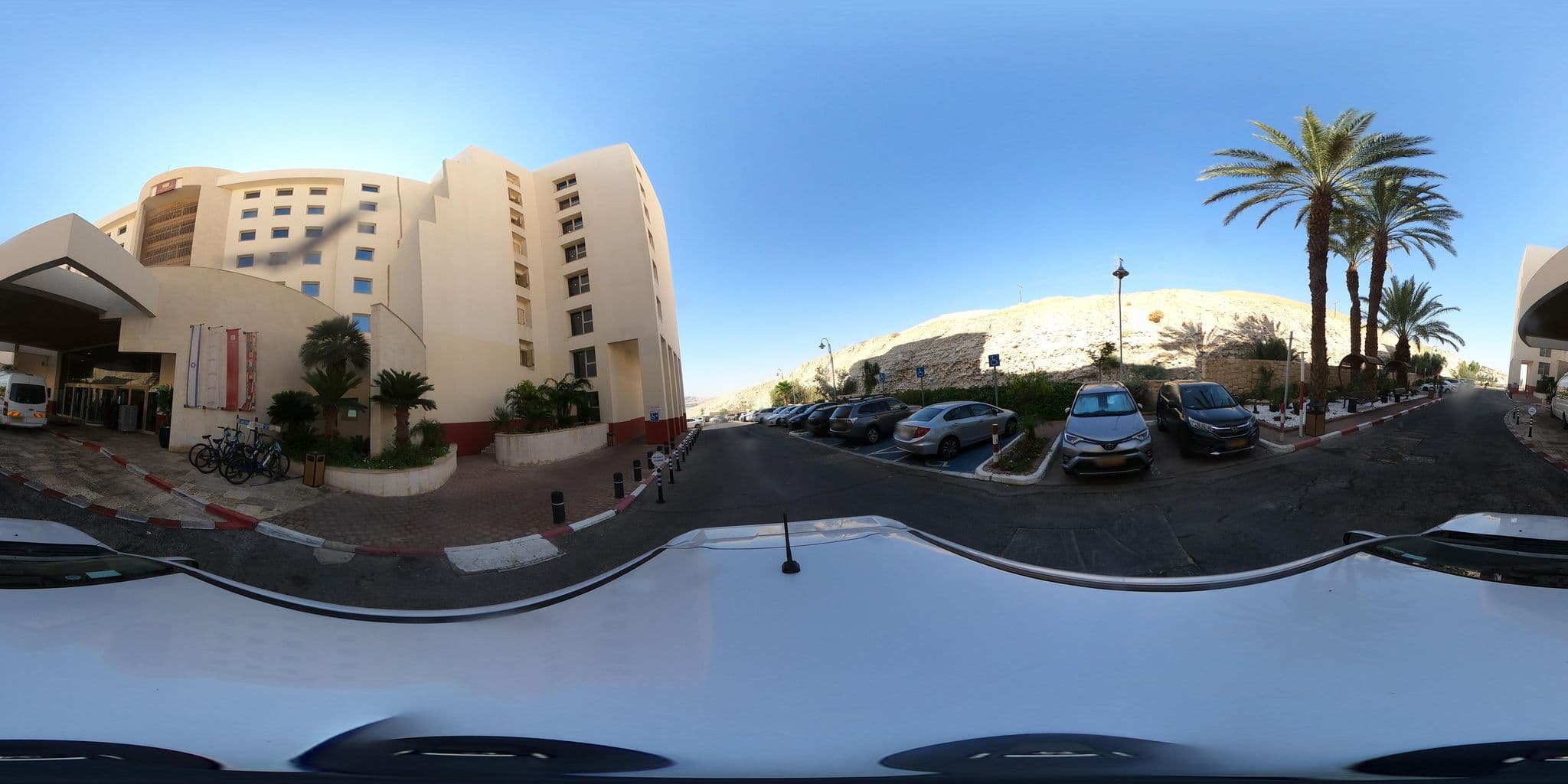 Street view near Leonardo Privilege Dead Sea - All inclusive, ‘En Boqeq — © trigSkarim (CC BY-SA · Mapillary)