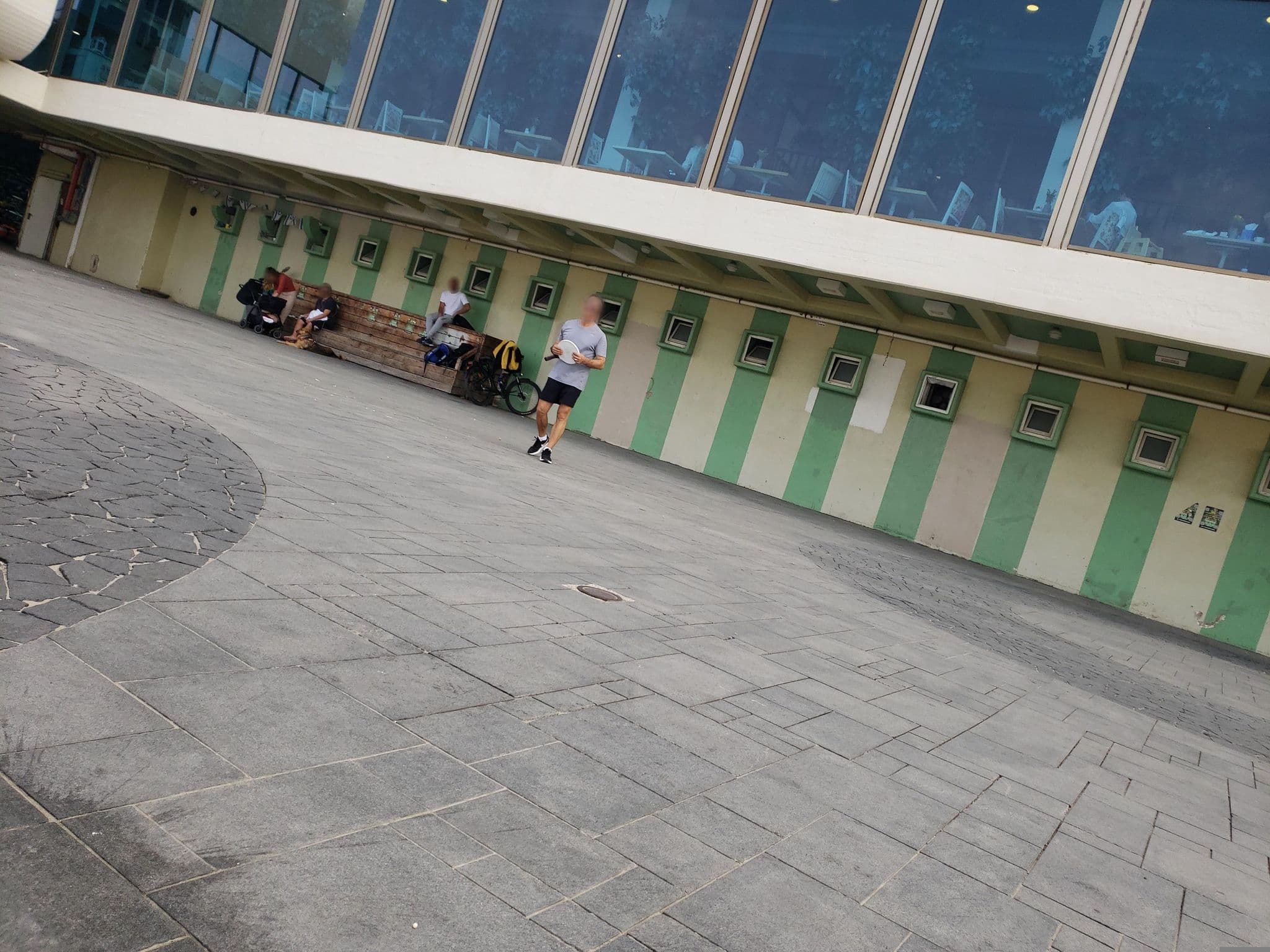 Street view near Cepten Plaza Tel-Aviv Beach, Tel Aviv — © mapfool (CC BY-SA · Mapillary)