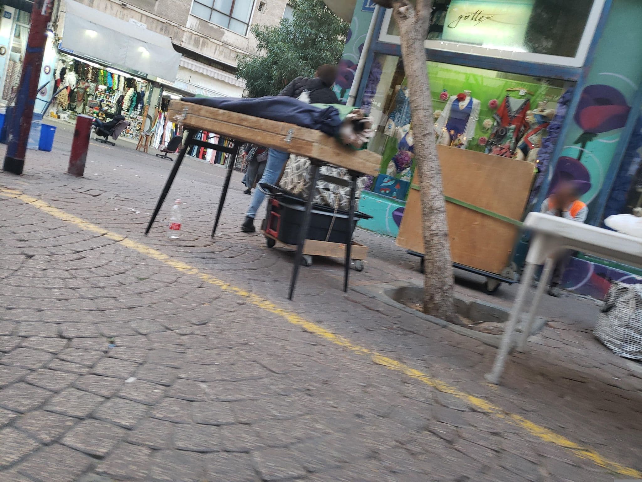 Street view near Avenida 13, Tel Aviv — © mapfool (CC BY-SA · Mapillary)