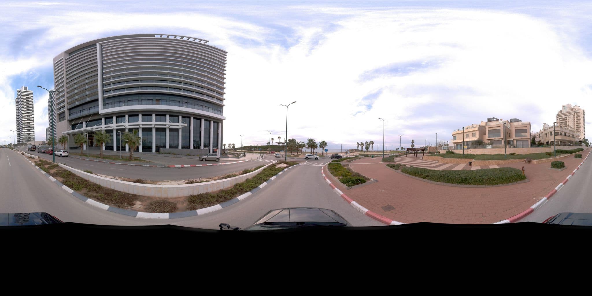 Street view near West Lagoon Hotel, Netanya — © jeffreymartin (CC BY-SA · Mapillary)