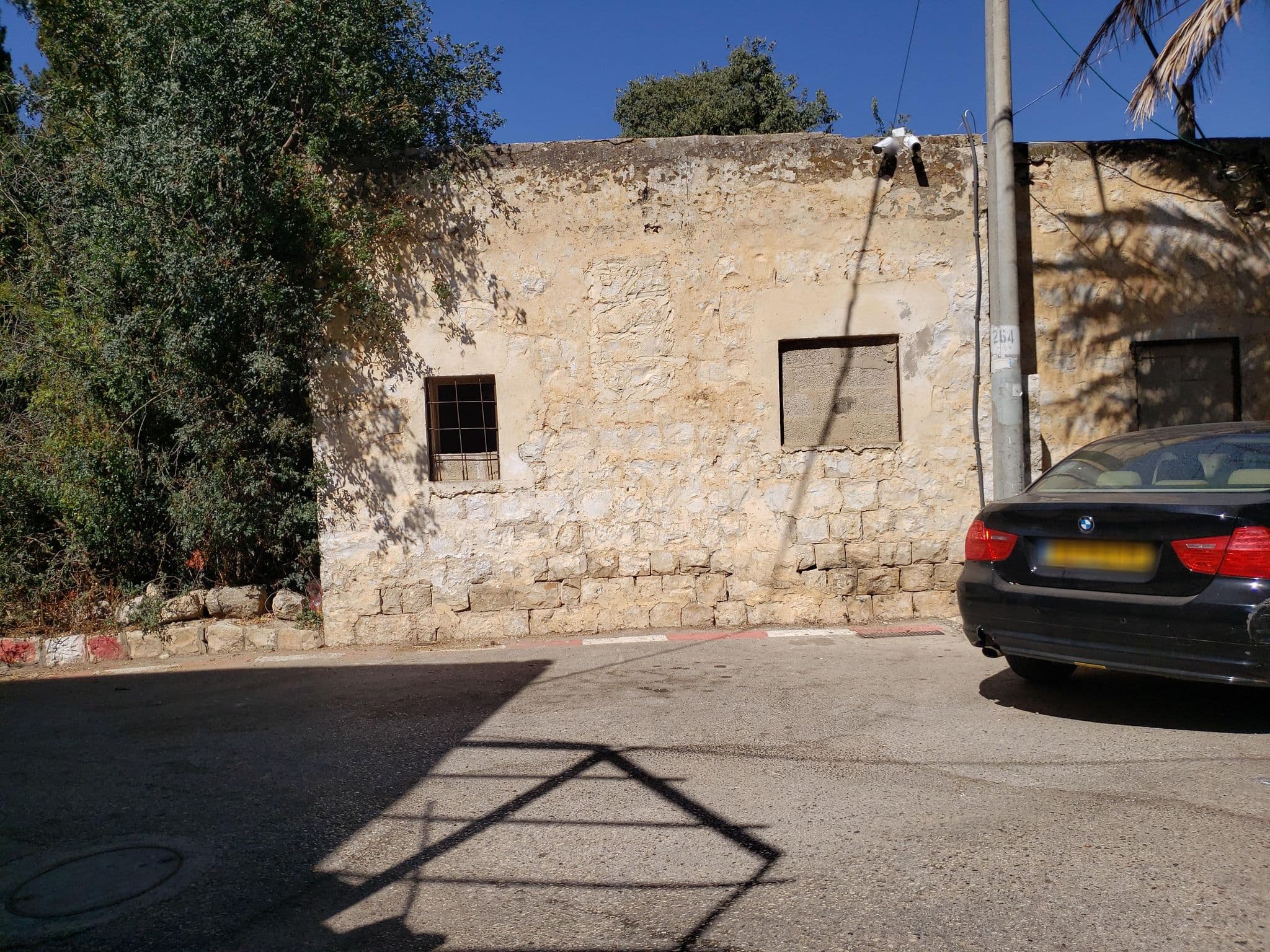 Street view near Simcha Leah's B&B, Safed — © mapper8573723 (CC BY-SA · Mapillary)