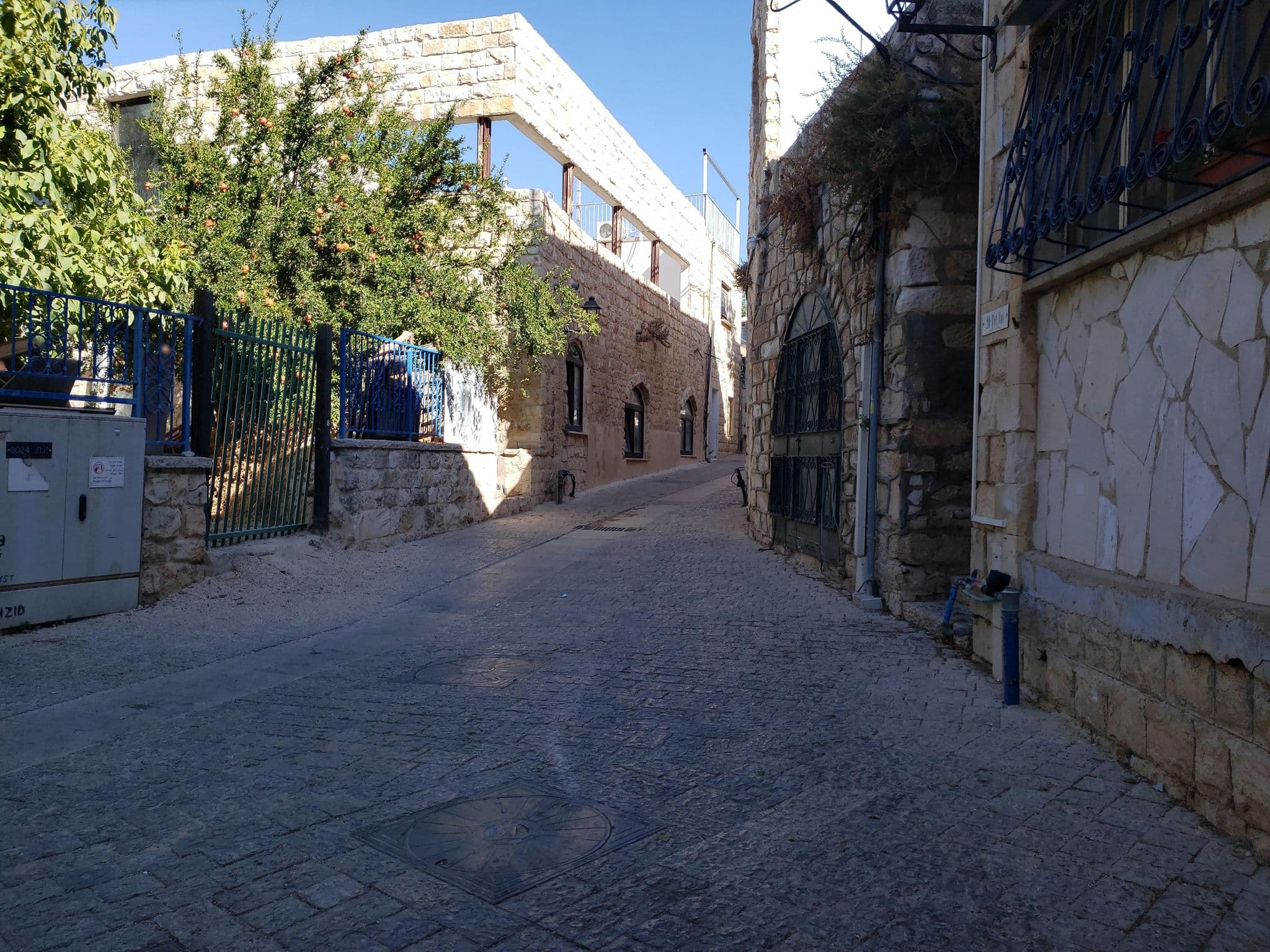 Street view near off the square, Safed — © mapper8573723 (CC BY-SA · Mapillary)