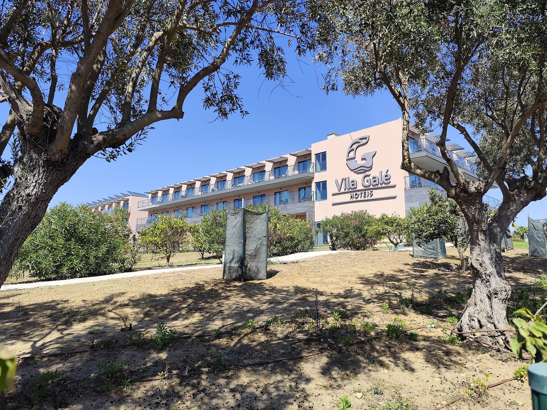 Hotel Vila Galé Lagos (via Wikimedia Commons, CC BY 4.0)