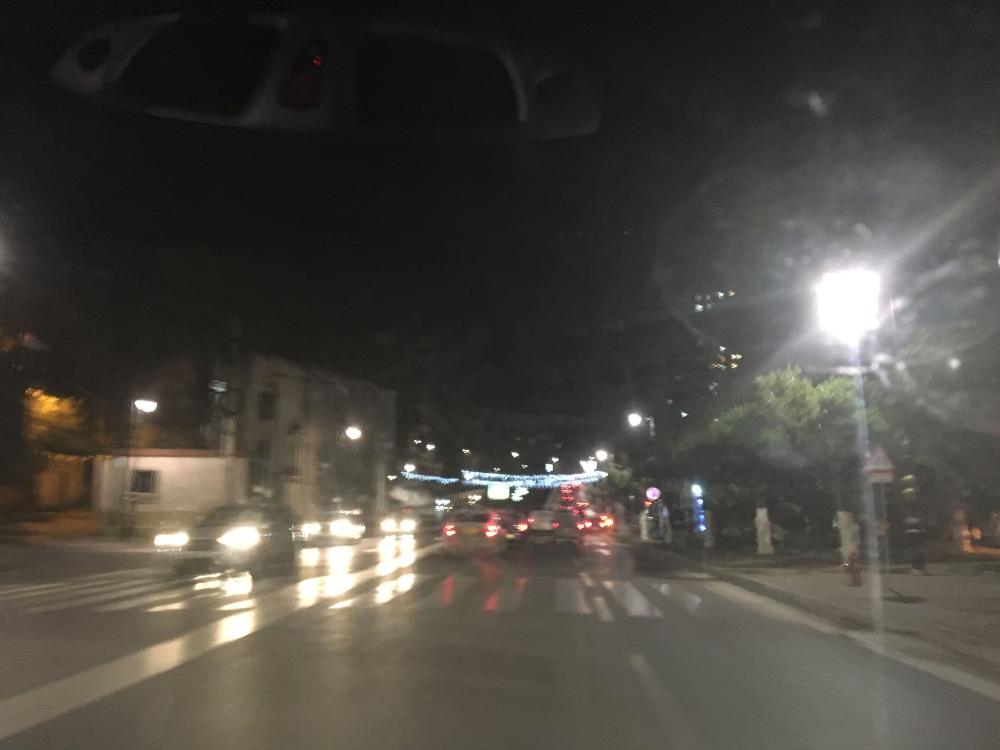 Street view near Golden Tulip Adef, Birkhadem — © daoudyezri (CC BY-SA · Mapillary)