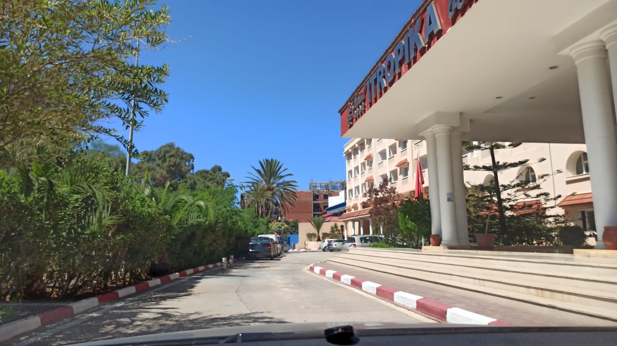 Street view near ITROPIKA Beach, Tabarka — © ghassen98 (CC BY-SA · Mapillary)