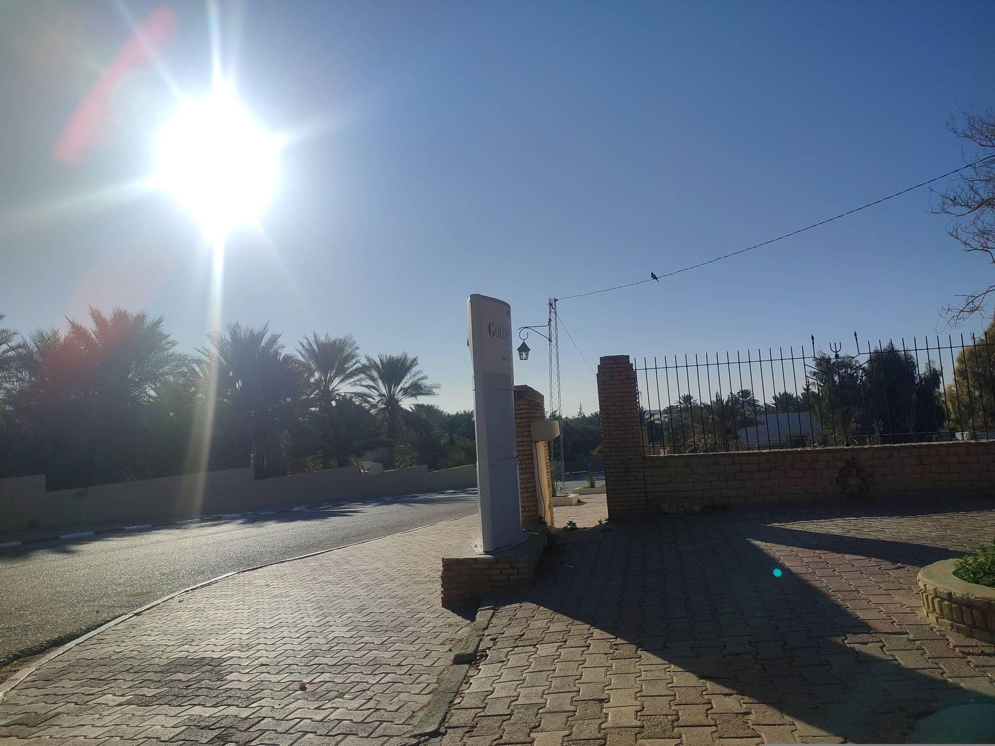 Street view near Chambre 114 - Hafsi Hotel - Tozeur, Tozeur — © YahmadiMed (CC BY-SA · Mapillary)