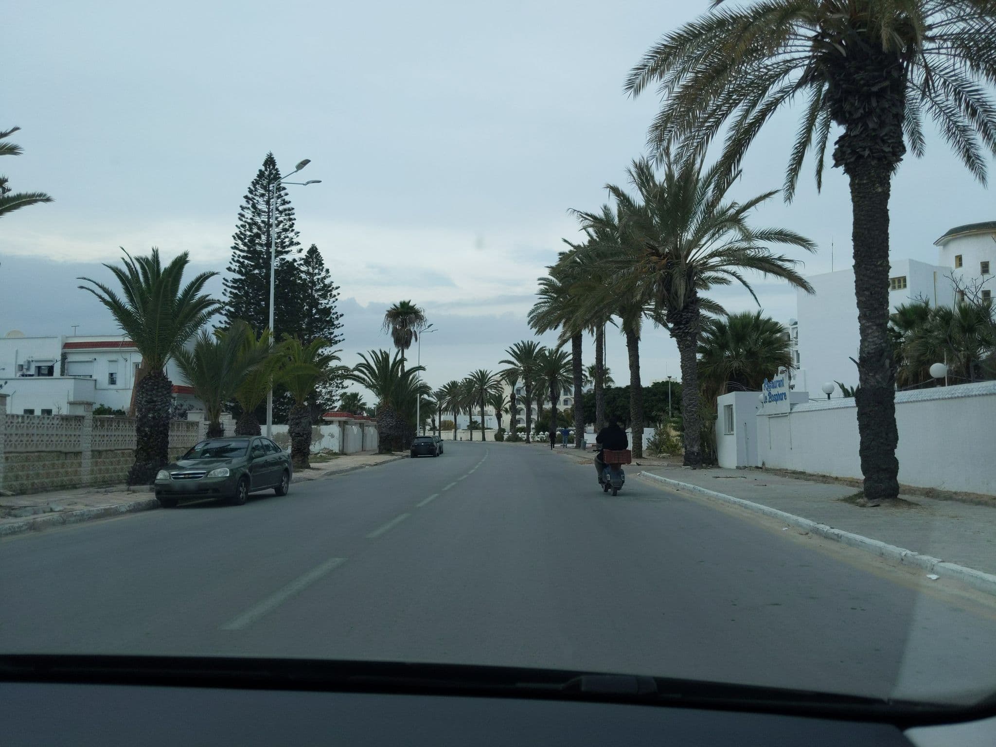 Street view near Hôtel Topkapi Beach, Mahdia — © biobuur (CC BY-SA · Mapillary)