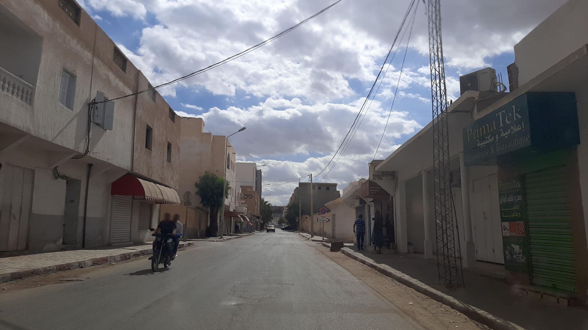 Street view near Sangho Privilege Hotel Tataouine, Tataouine — © chokriaz (CC BY-SA · Mapillary)