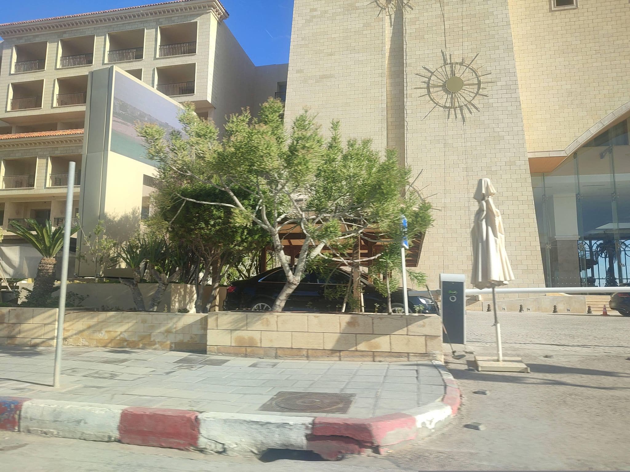 Street view near Mövenpick Resort & Marine Spa Sousse, Sousse — © YahmadiMed (CC BY-SA · Mapillary)