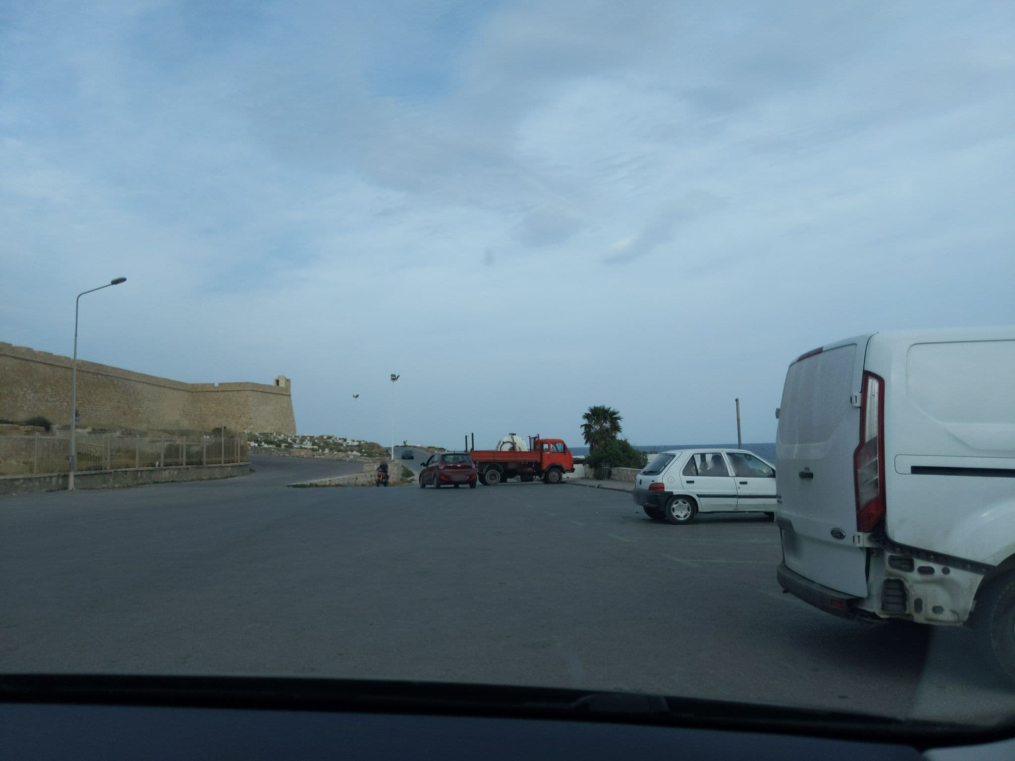 Street view near Hotel El Borej Mahdia, Mahdia — © biobuur (CC BY-SA · Mapillary)