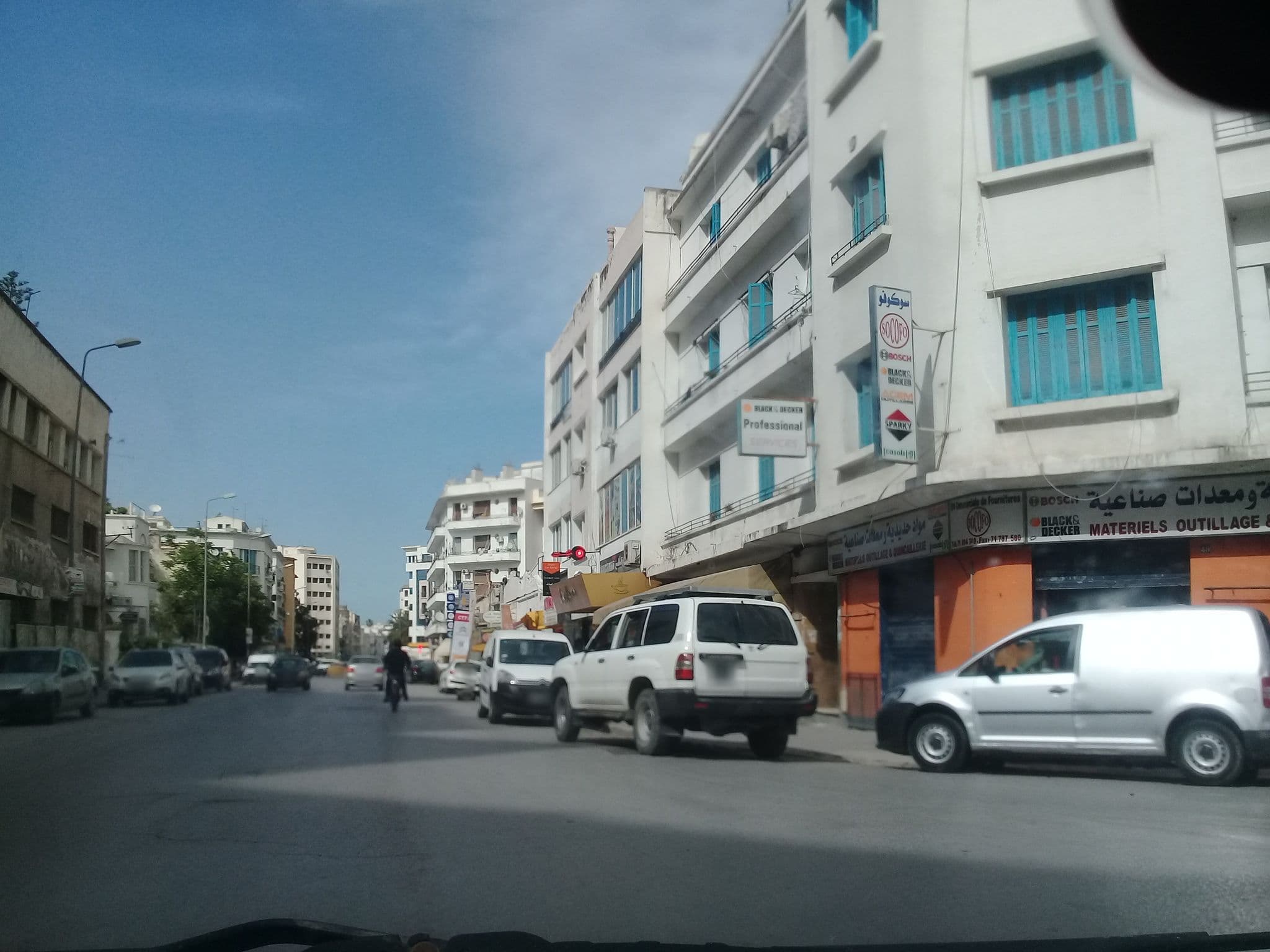 Street view near Diplomat Hotel, Tunis — © graphicom (CC BY-SA · Mapillary)