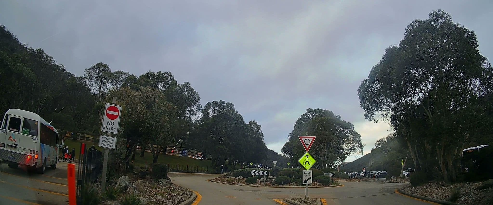 Street view near Thredbo, Jindabyne — © maxim752 (CC BY-SA · Mapillary)
