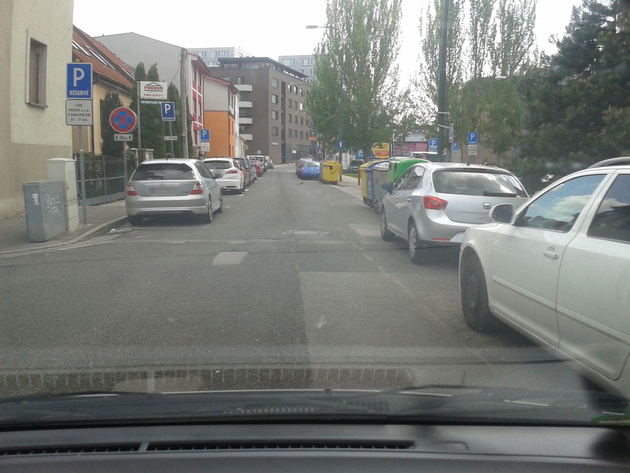 Street view near pokoj 012, Bratislava — © brano (CC BY-SA · Mapillary)