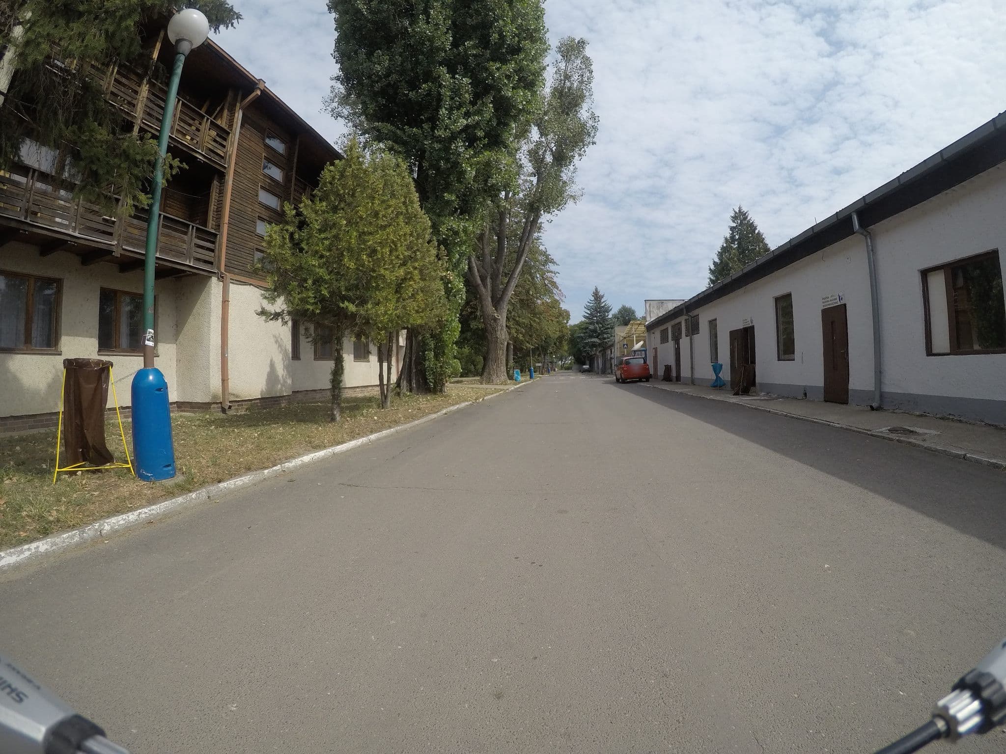 Street view near Hotel Flora, Bratislava - Vajnory — © jose1711 (CC BY-SA · Mapillary)
