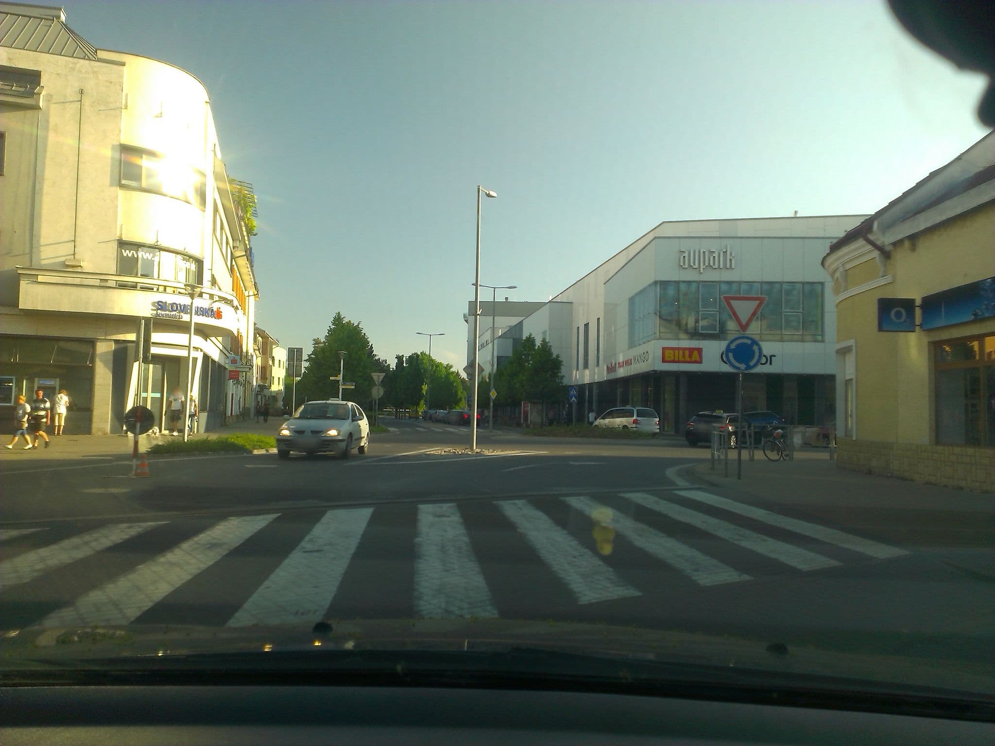Street view near Villa Vodička, Piešťany — © segi (CC BY-SA · Mapillary)