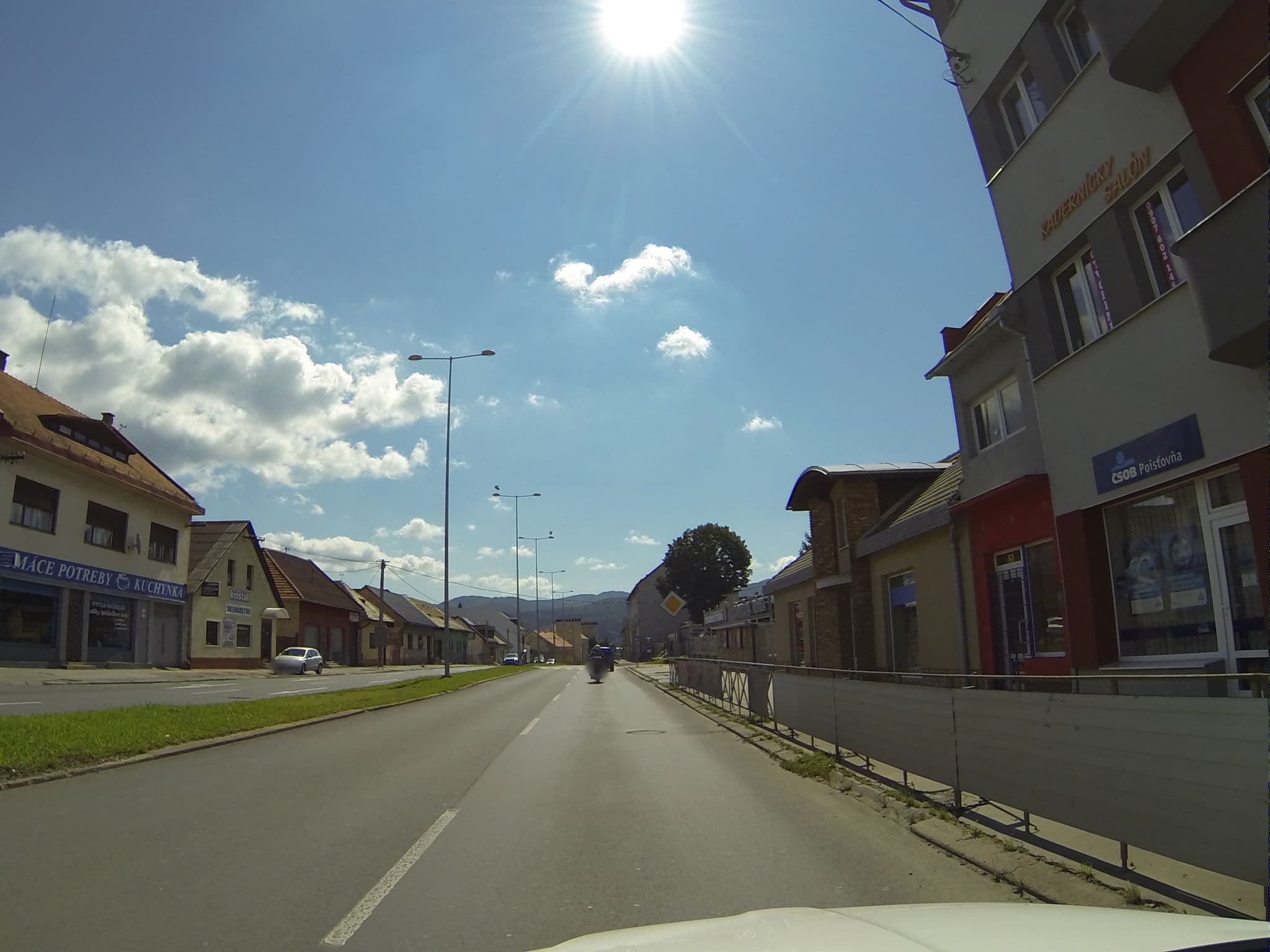 Street view near Felini, Žiar nad Hronom — © kayle (CC BY-SA · Mapillary)