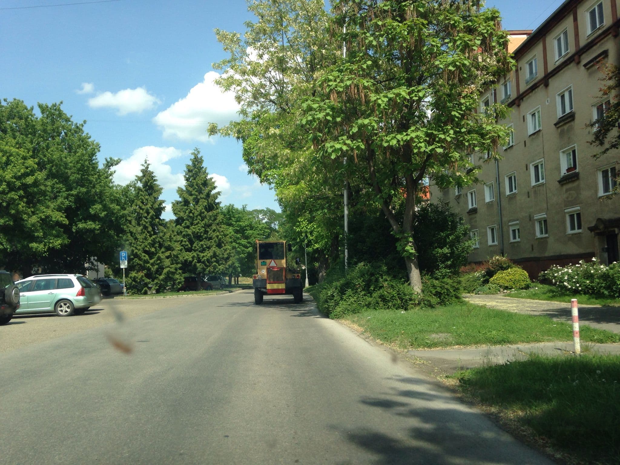 Street view near Ring Bar, Iža — © istefanos (CC BY-SA · Mapillary)
