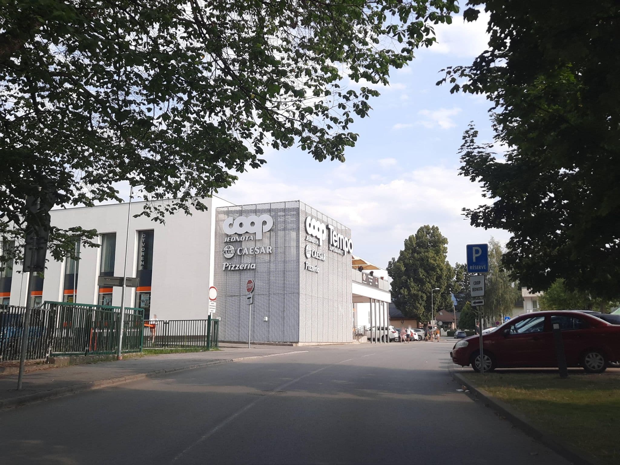 Street view near Villa Relax Centrum, Rajecké Teplice — © ondrejlopatka (CC BY-SA · Mapillary)