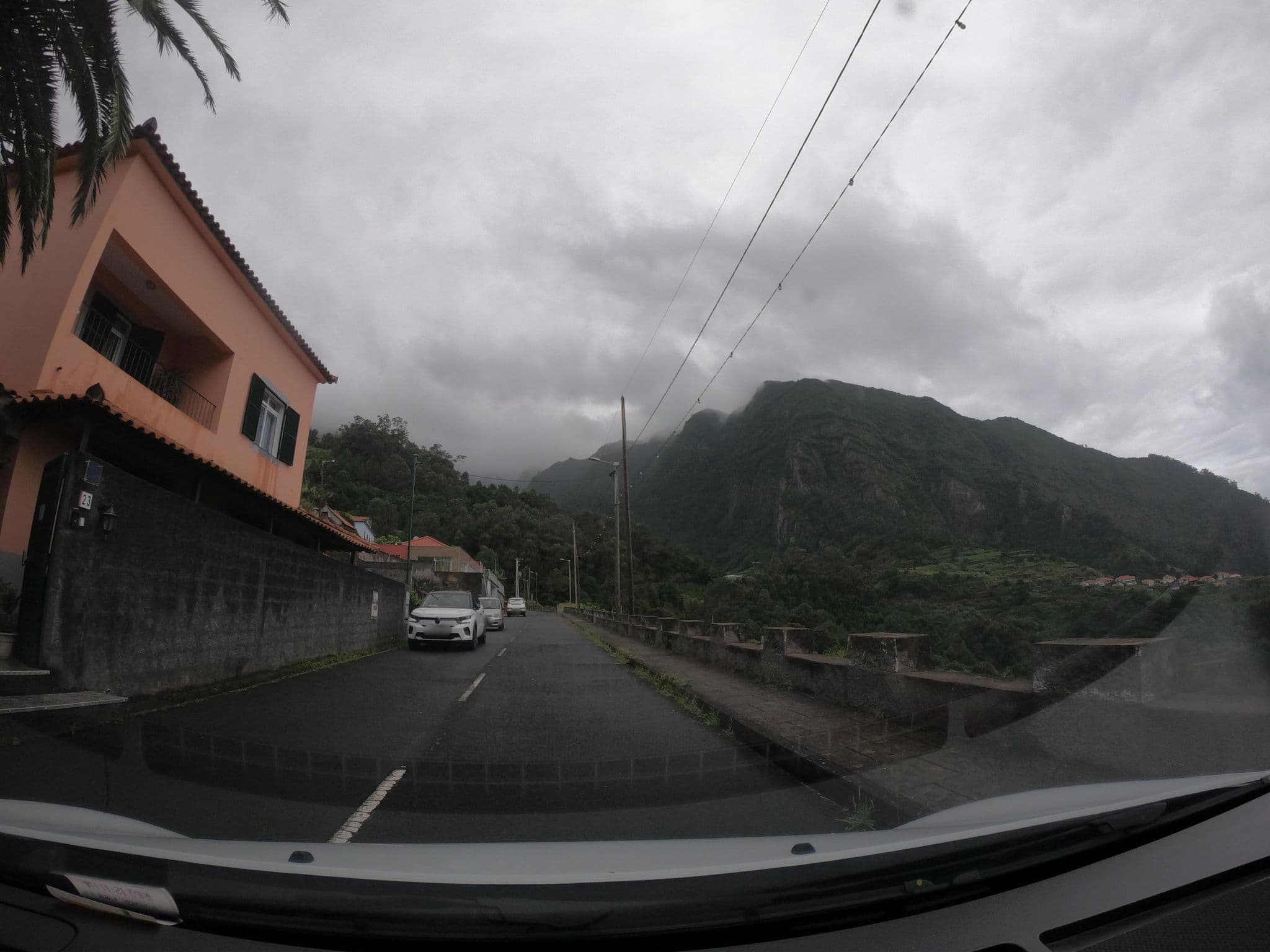 Street view near Gardens Guest House-Hostel, São Vicente — © filipesilva (CC BY-SA · Mapillary)