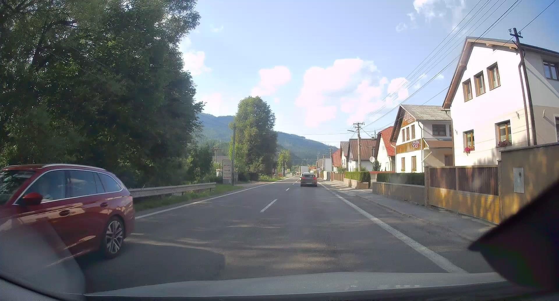Street view near Penzión Poľana, Ružomberok — © edc22 (CC BY-SA · Mapillary)