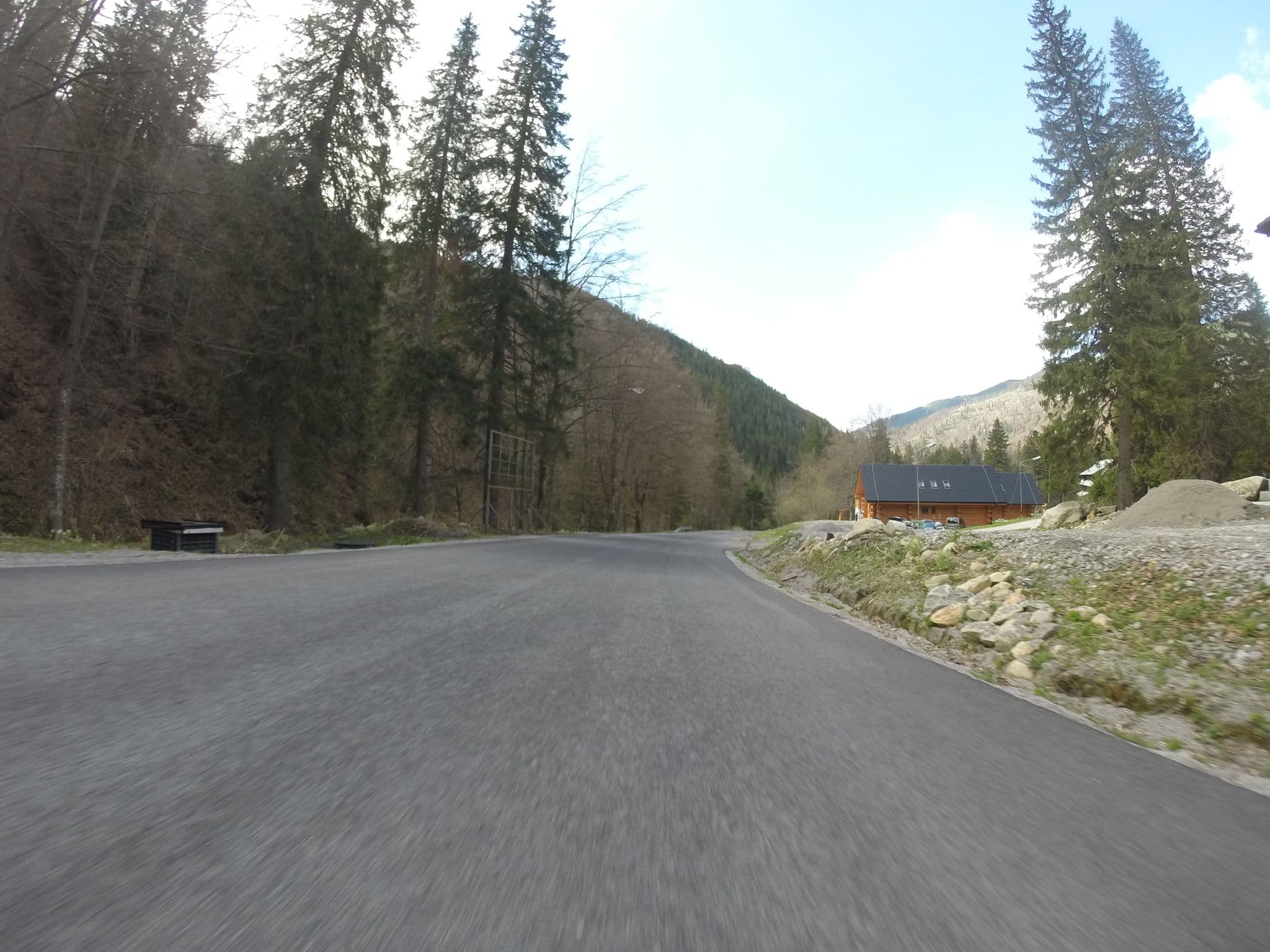Street view near Penzión Gápeľ, Valaská — © kayle (CC BY-SA · Mapillary)