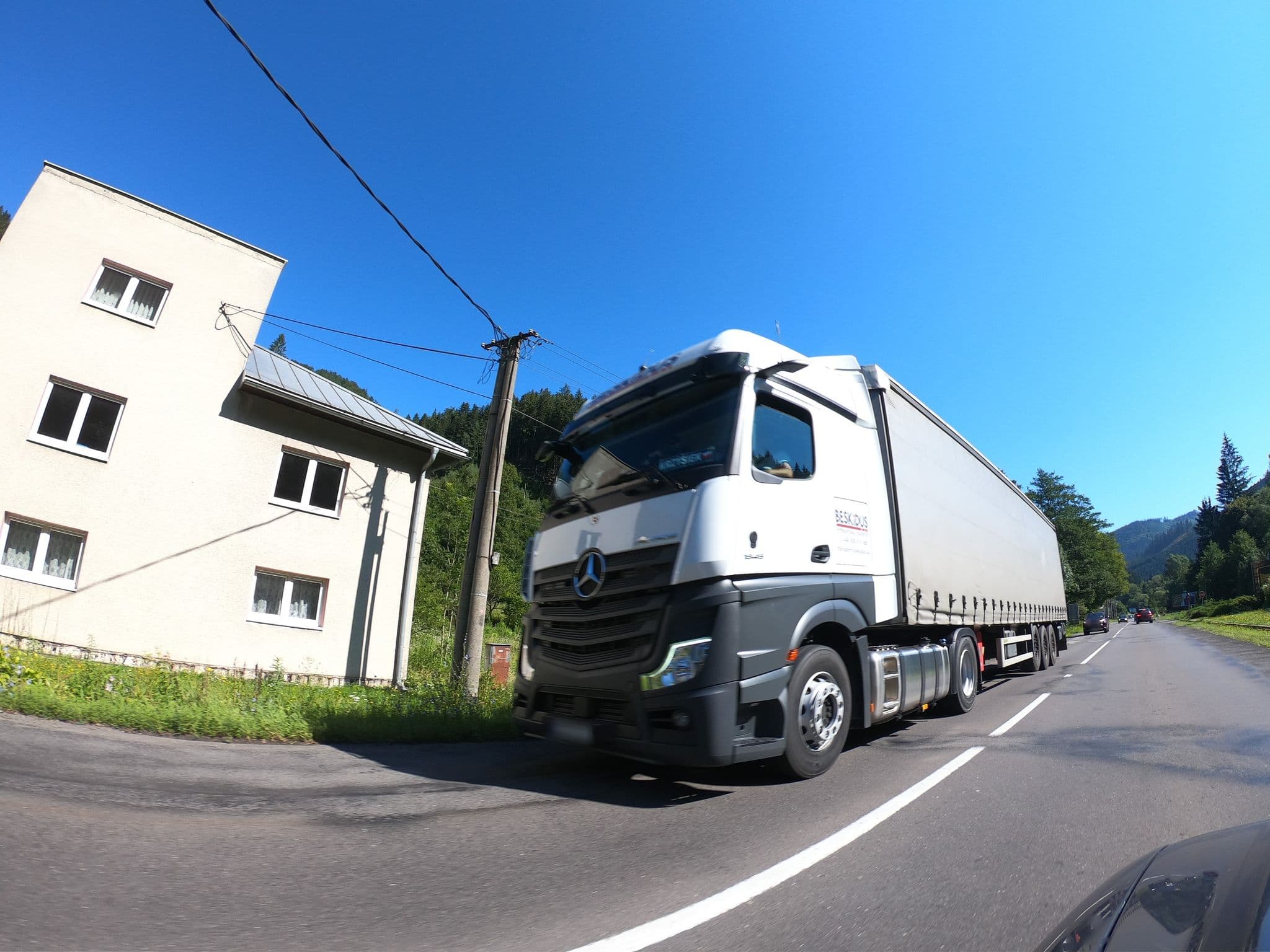Street view near Penzion Daymont, Nemce — © richlv (CC BY-SA · Mapillary)