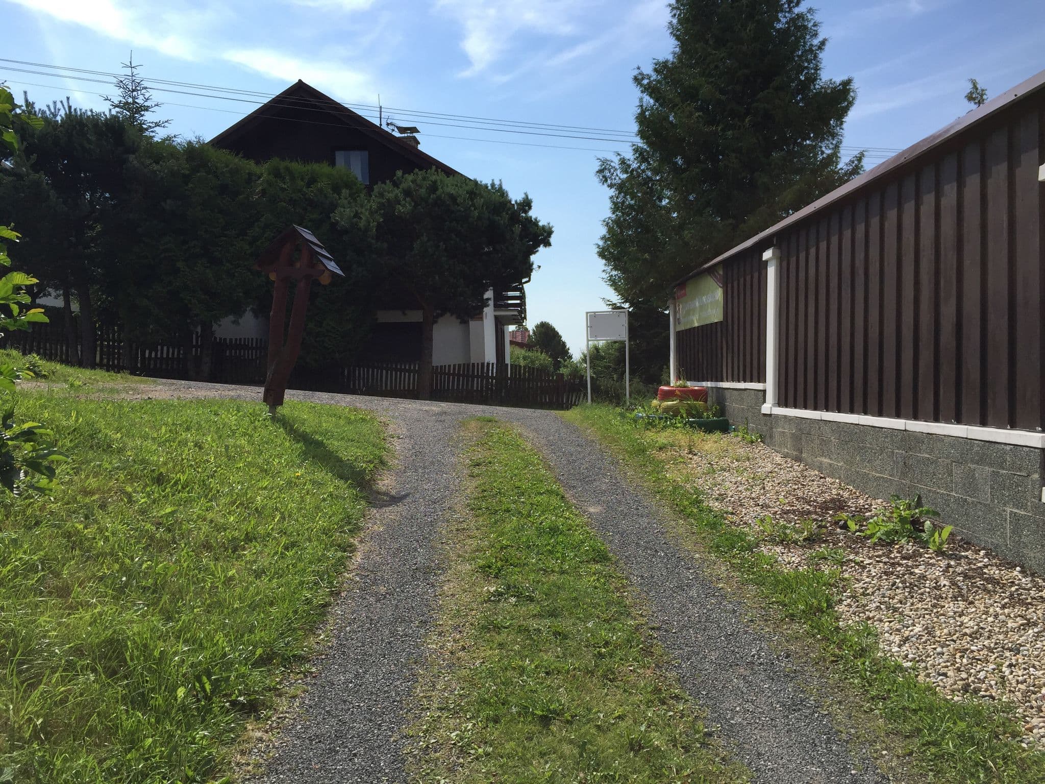 Street view near Vila Slavka, Nová Lesná — © richlv (CC BY-SA · Mapillary)