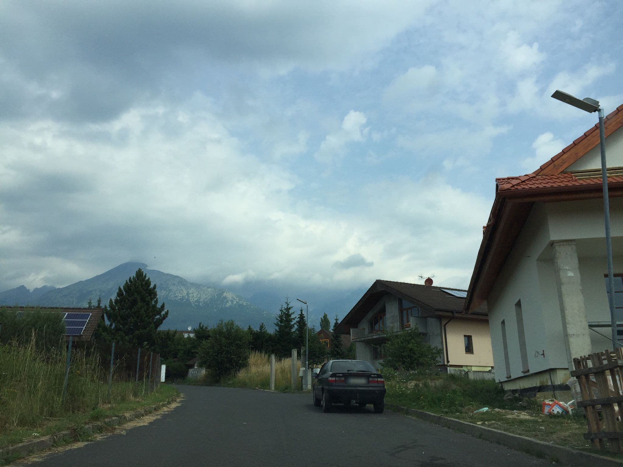 Street view near Vila Zvonica, Nová Lesná — © richlv (CC BY-SA · Mapillary)