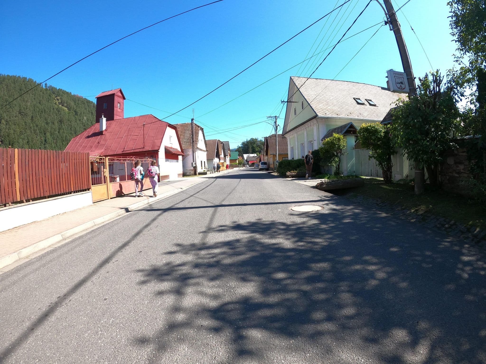 Street view near Zemianska kúria Vachtár, Hybe — © masterofnoroad (CC BY-SA · Mapillary)
