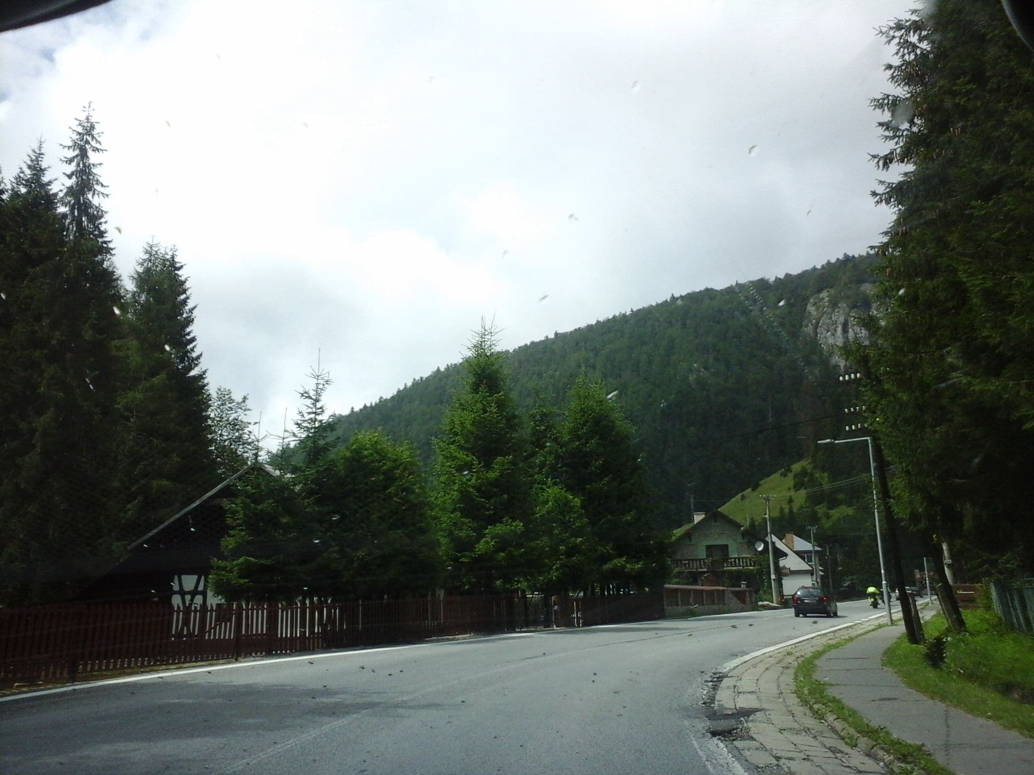 Street view near Penzion Borovica, Dobšiná — © czadzik (CC BY-SA · Mapillary)