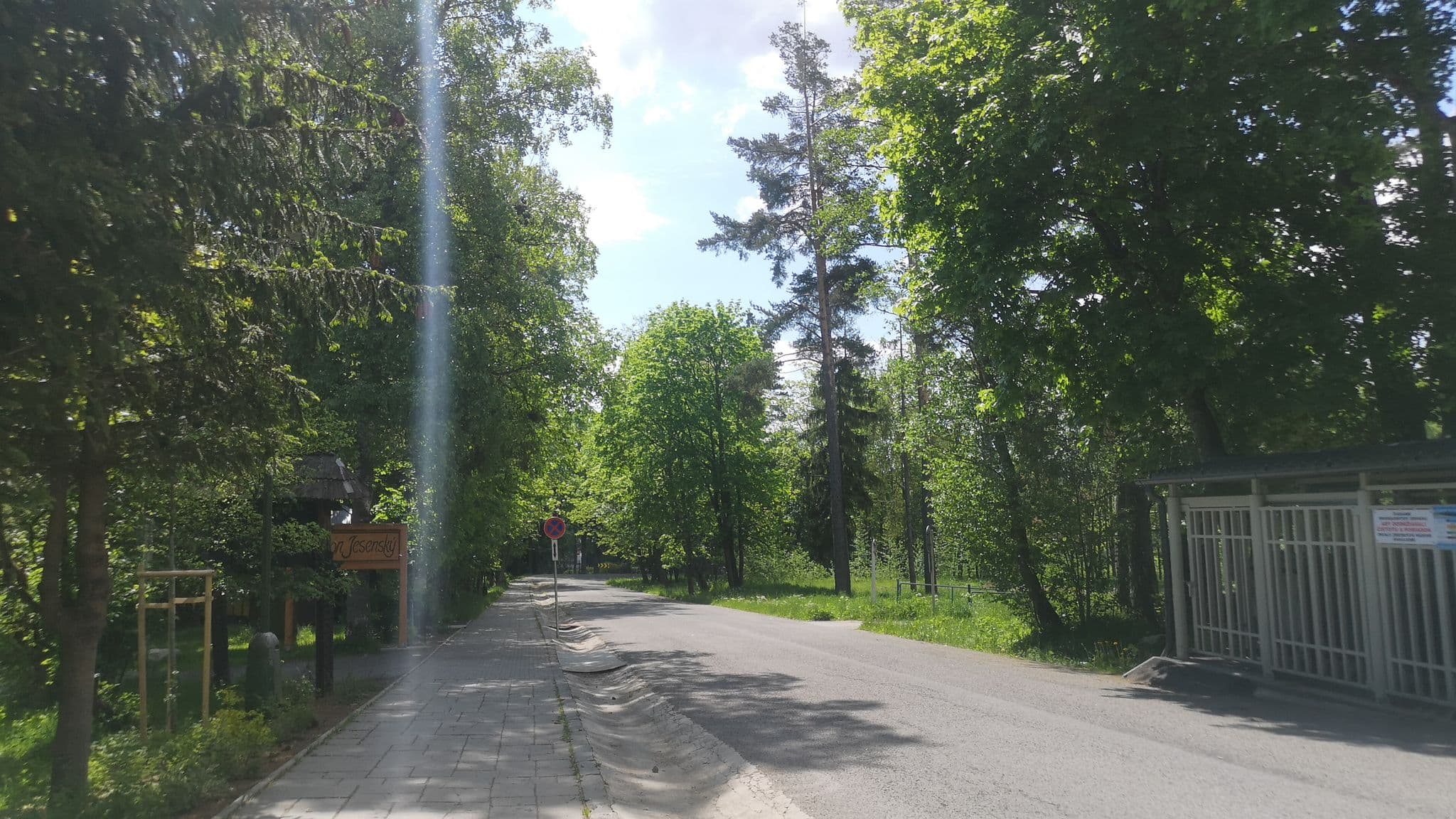 Street view near Penzion Jesensky, Vysoké Tatry — © moon4 (CC BY-SA · Mapillary)