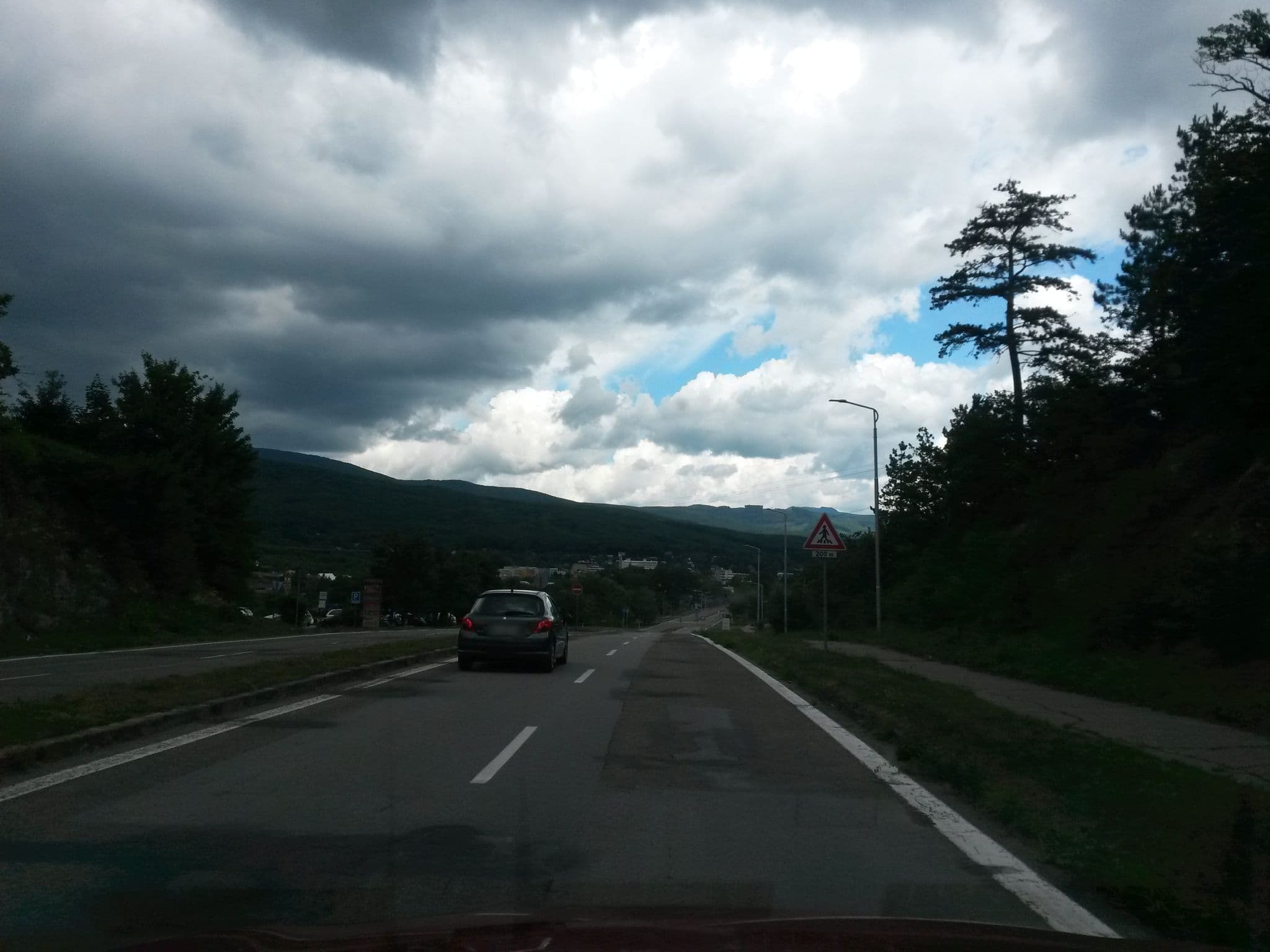 Street view near Salaš Medvedia hora, Vinné — © pavolg (CC BY-SA · Mapillary)