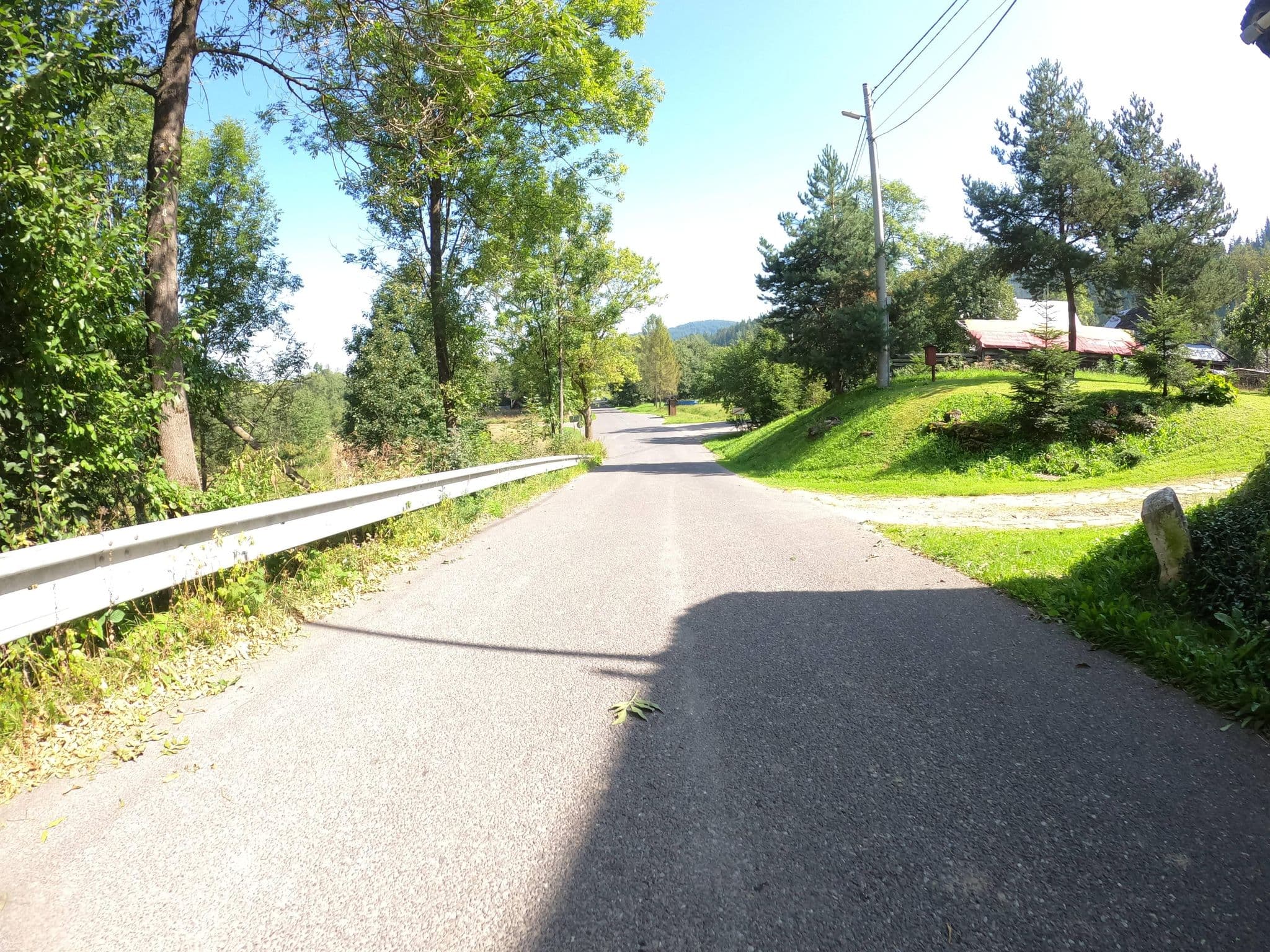 Street view near Goralská drevenica, Ždiar — © masterofnoroad (CC BY-SA · Mapillary)